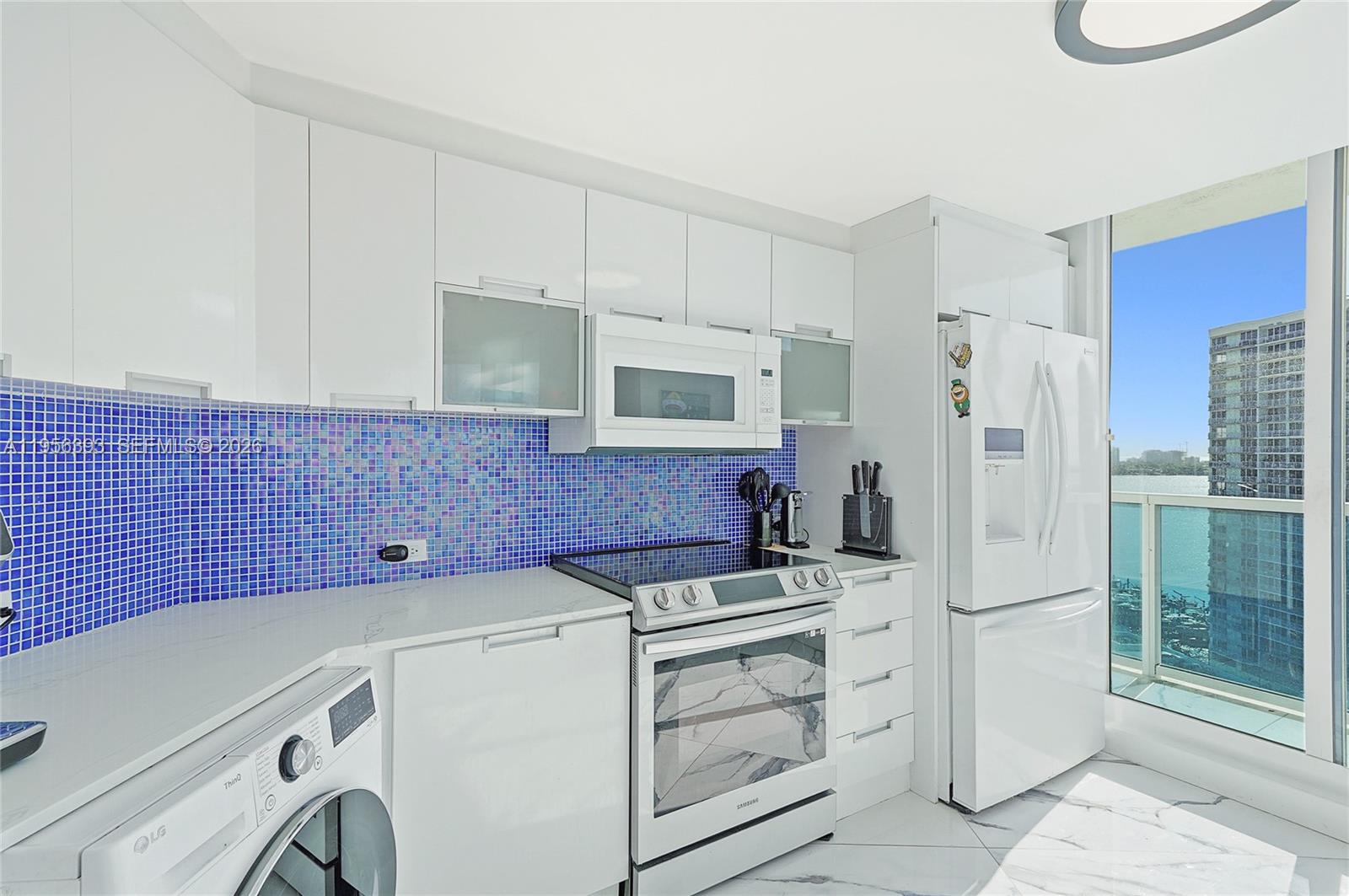 1881 79th St Cswy #1705 North Bay Village, FL 33141