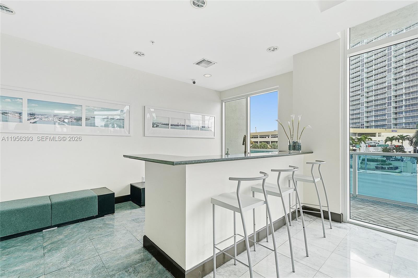 1881 79th St Cswy #1705 North Bay Village, FL 33141