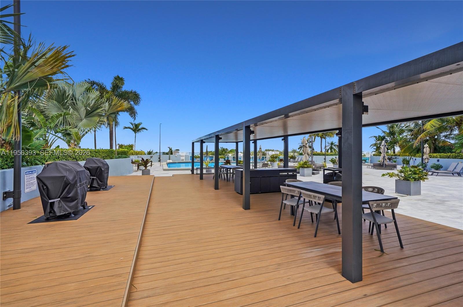 1881 79th St Cswy #1705 North Bay Village, FL 33141