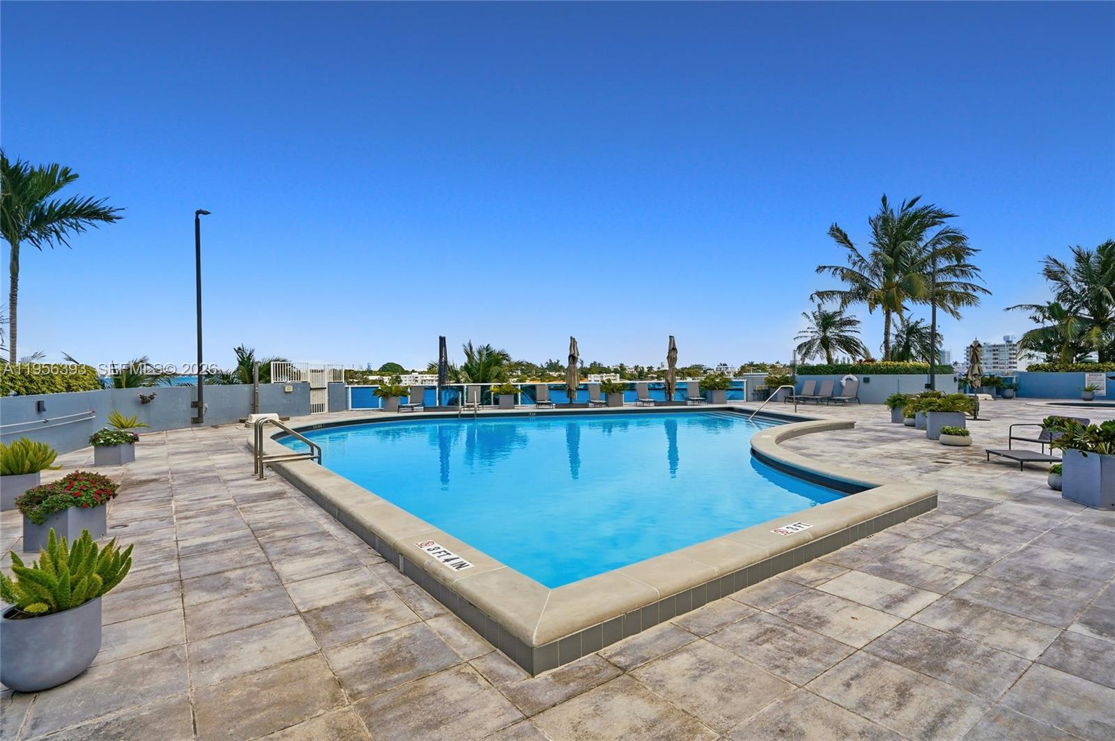 1881 79th St Cswy #1705 North Bay Village, FL 33141