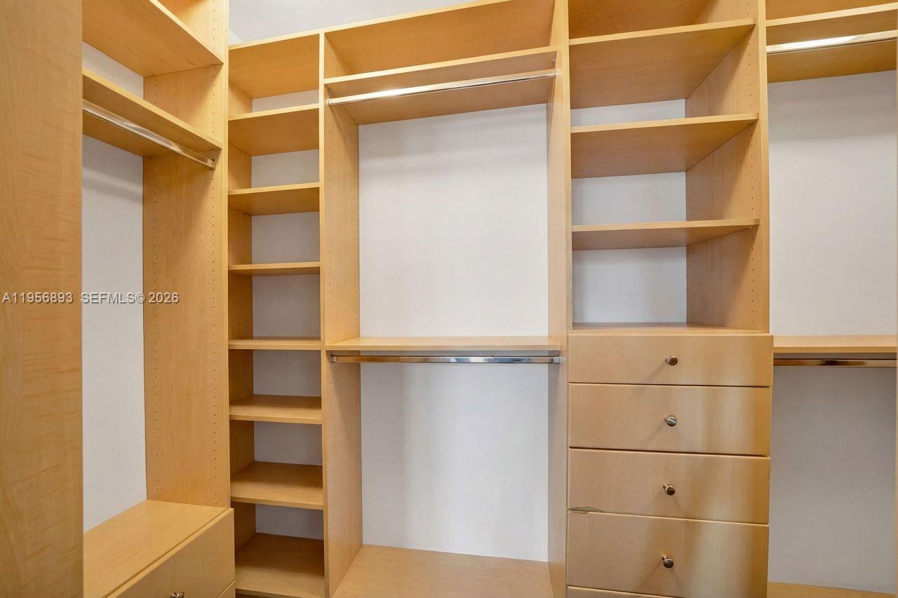 2654 SW 31st Pl #2654 Miami, FL 33133