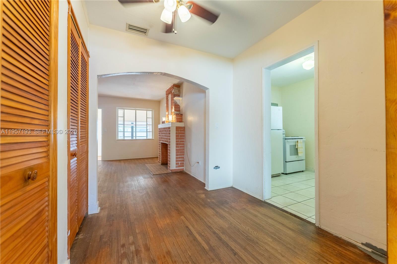 4381 SW 5th Ter Miami, FL 33134