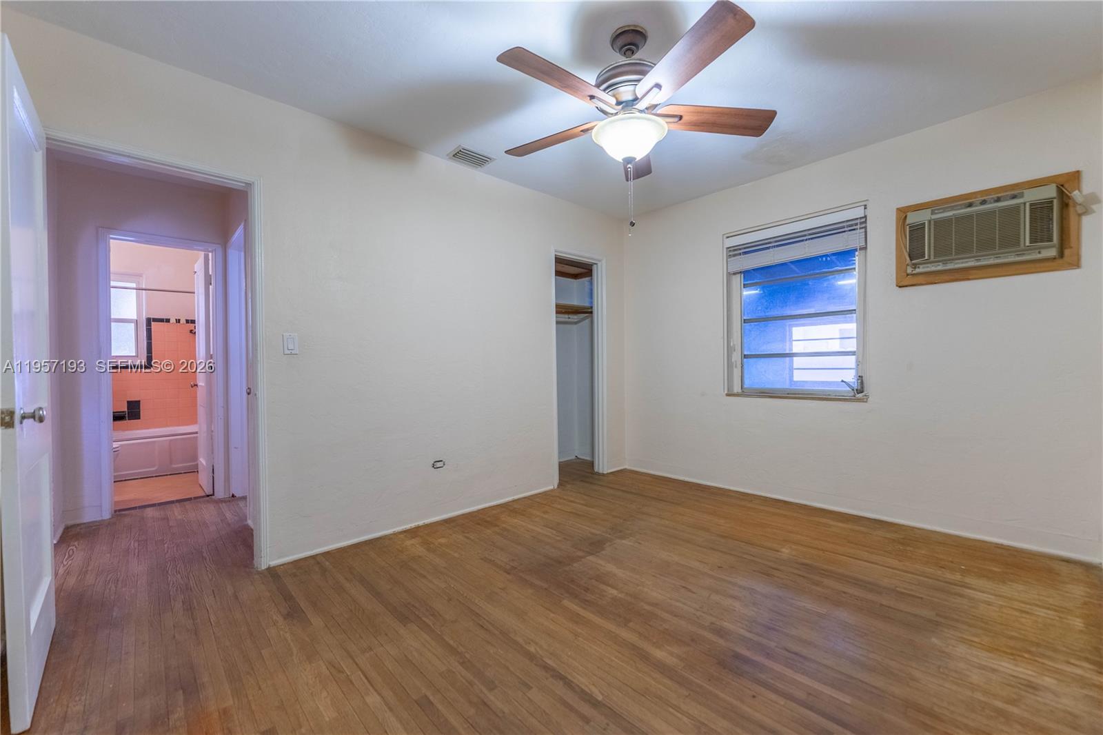 4381 SW 5th Ter Miami, FL 33134