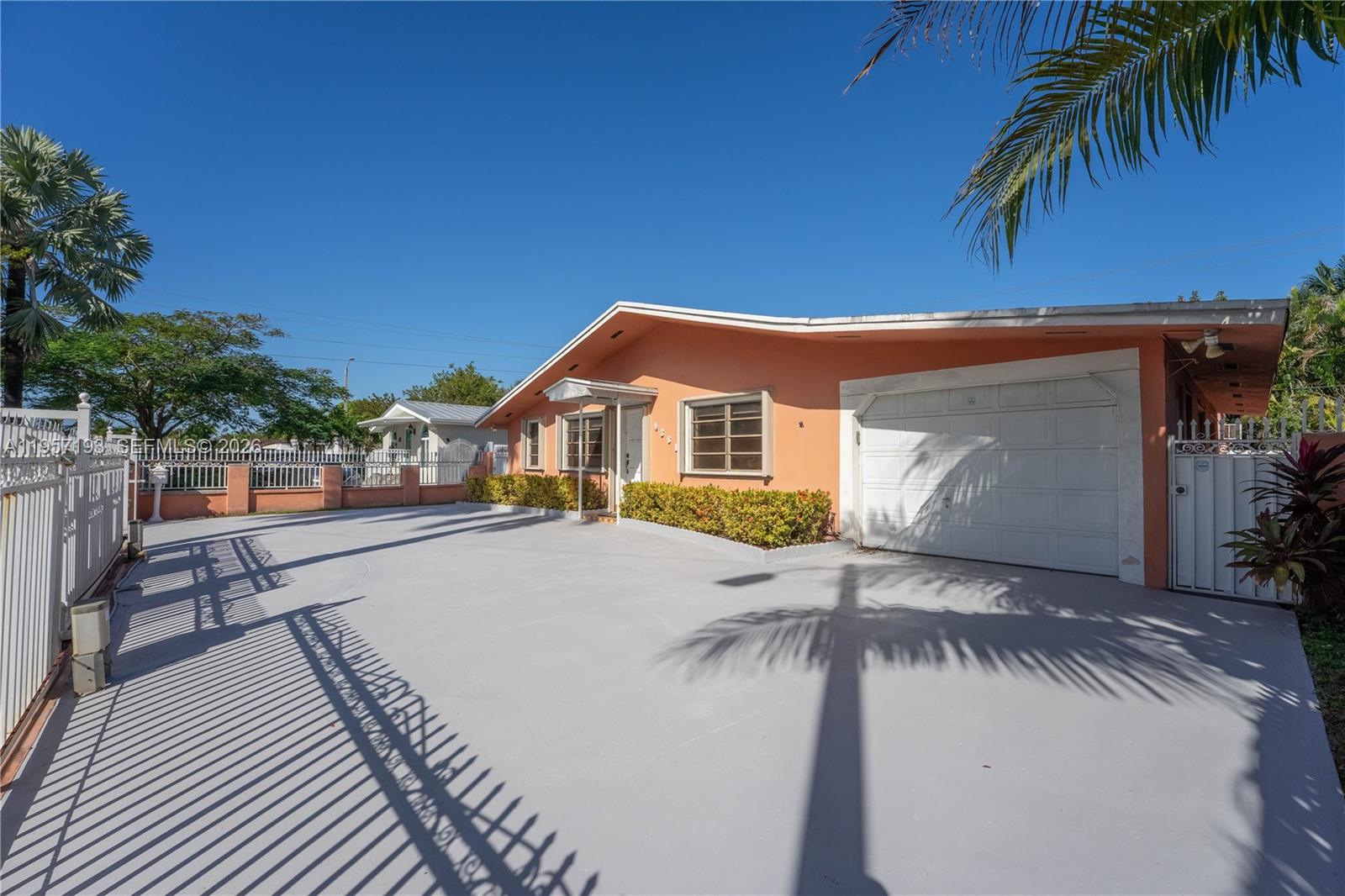 4381 SW 5th Ter Miami, FL 33134