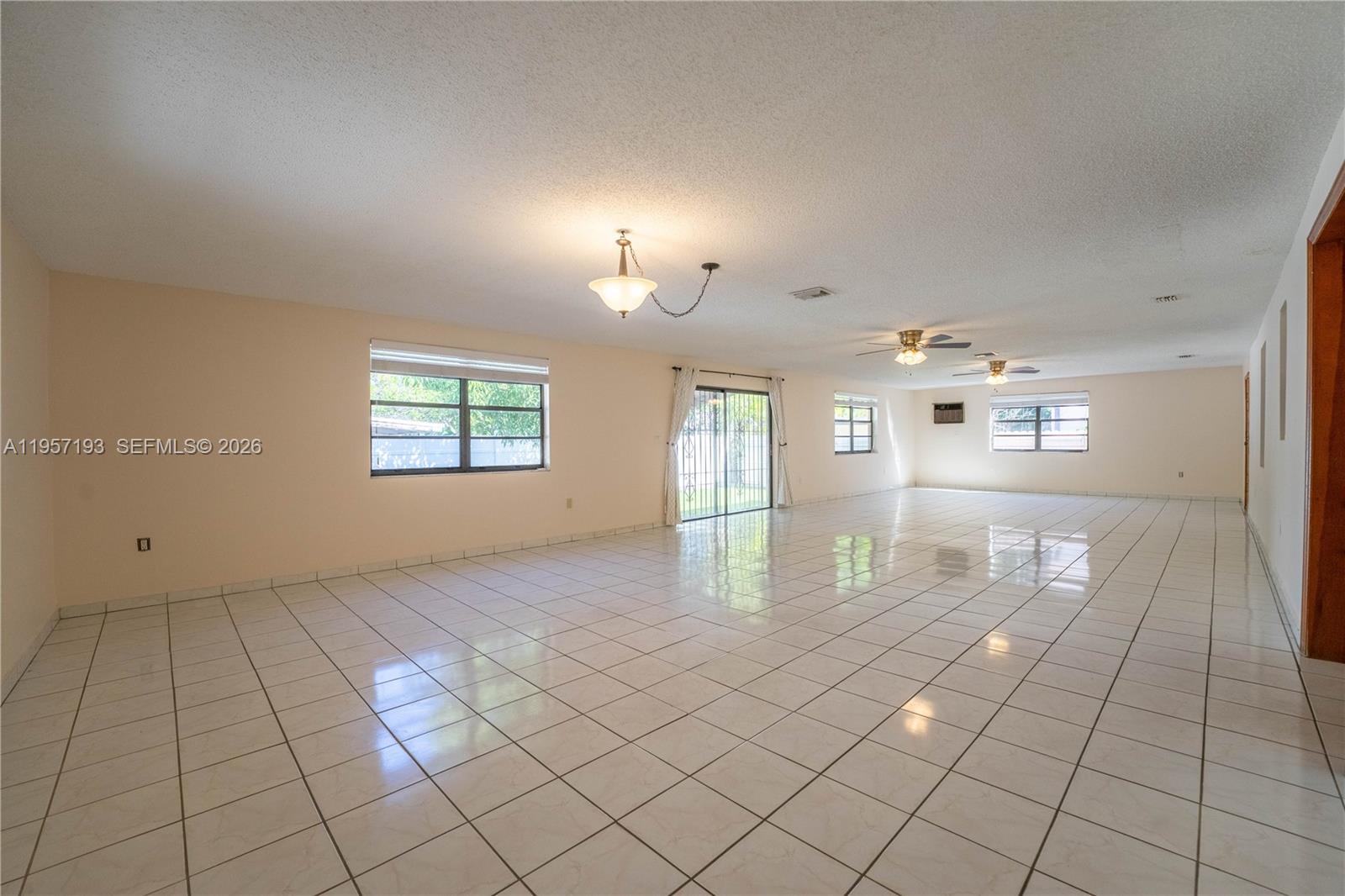 4381 SW 5th Ter Miami, FL 33134