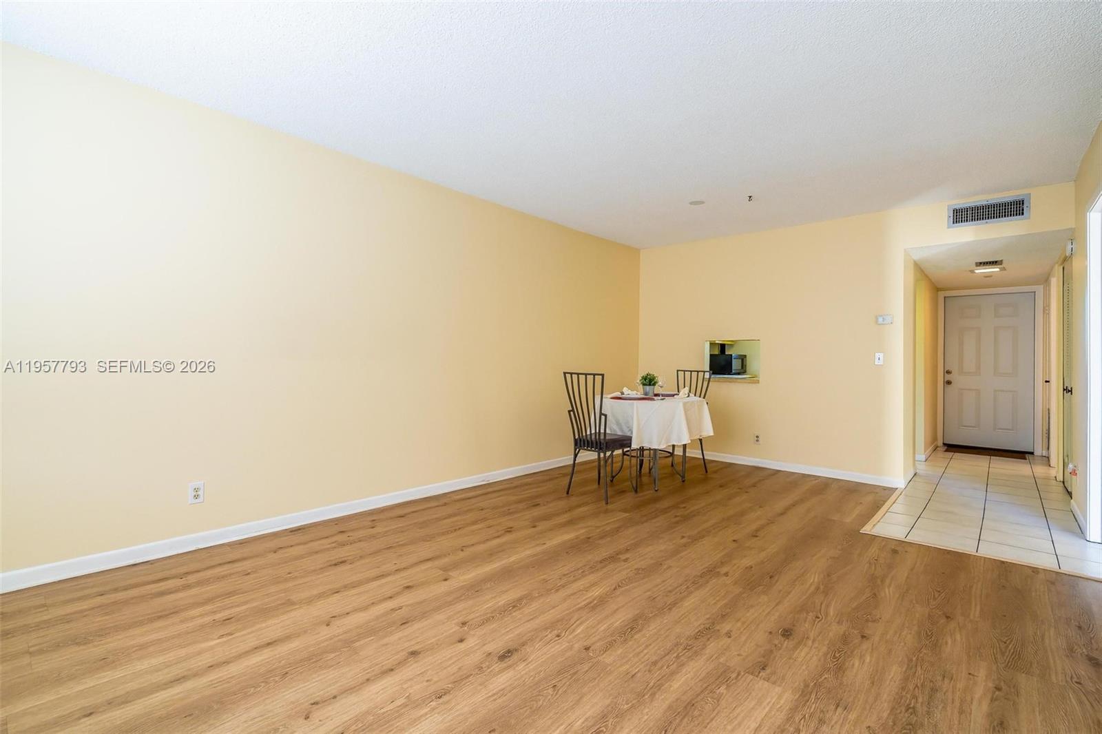 200 Ashbury Rd #205 Hollywood, FL 33024