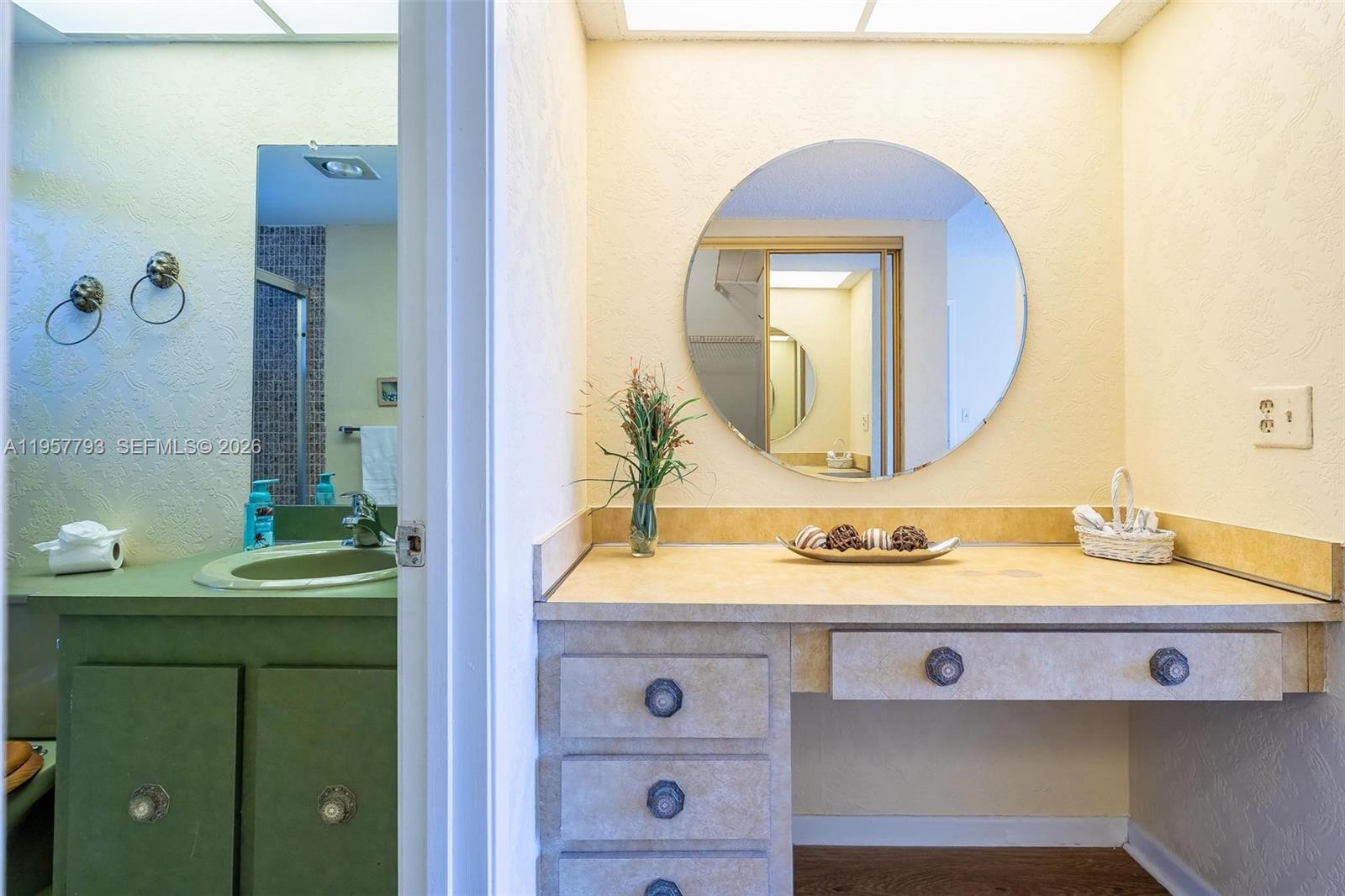 200 Ashbury Rd #205 Hollywood, FL 33024