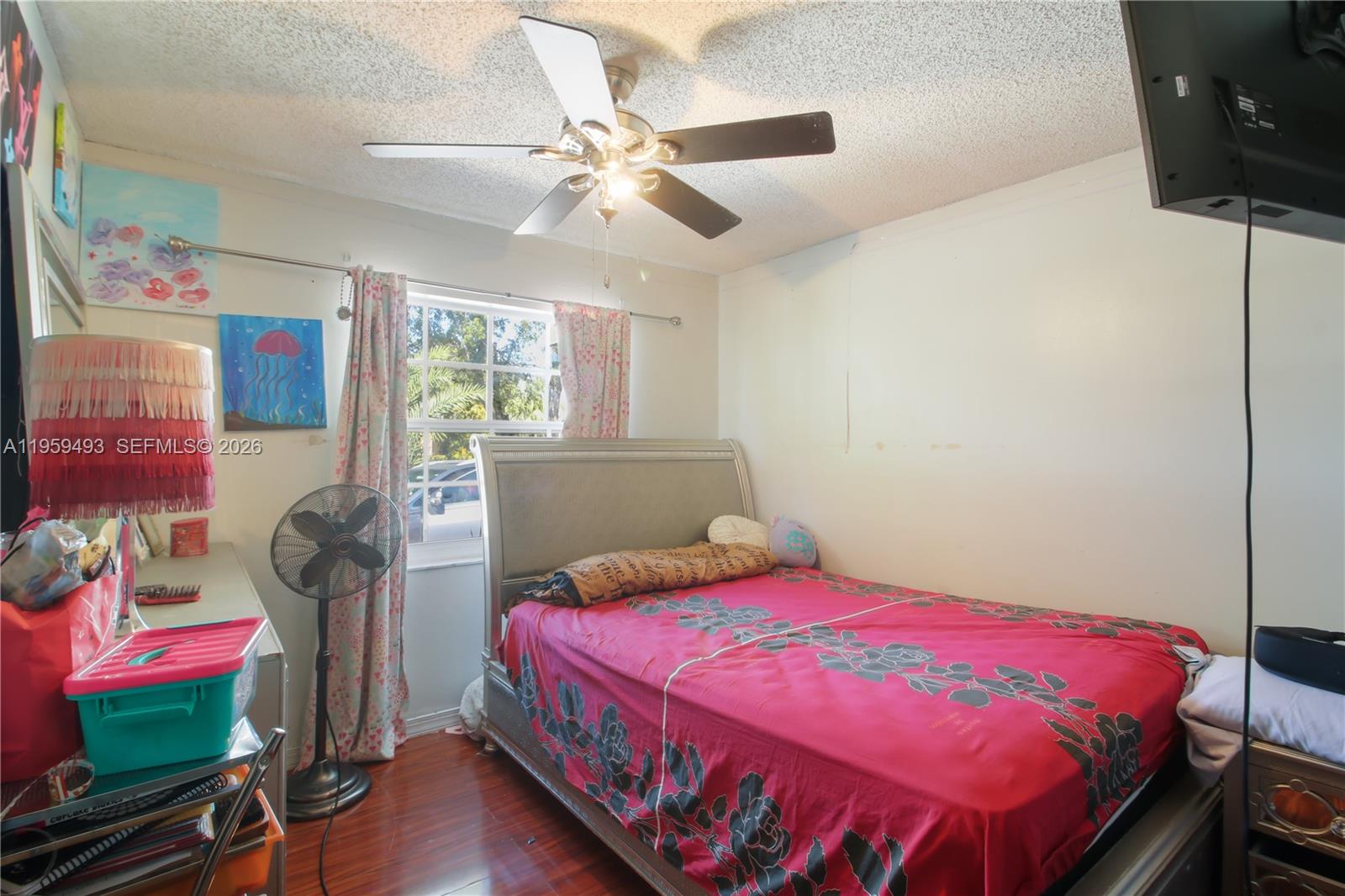 9710 NW 10th St Pembroke Pines, FL 33024