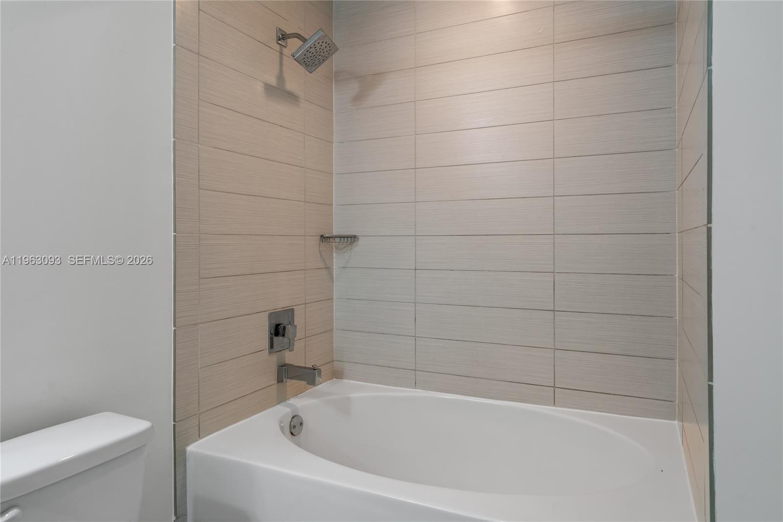 image Nine at Mary Brickell Village18