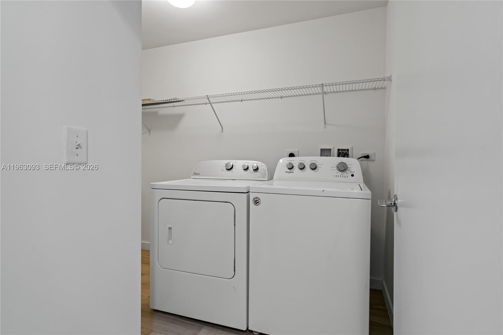 image Nine at Mary Brickell Village26