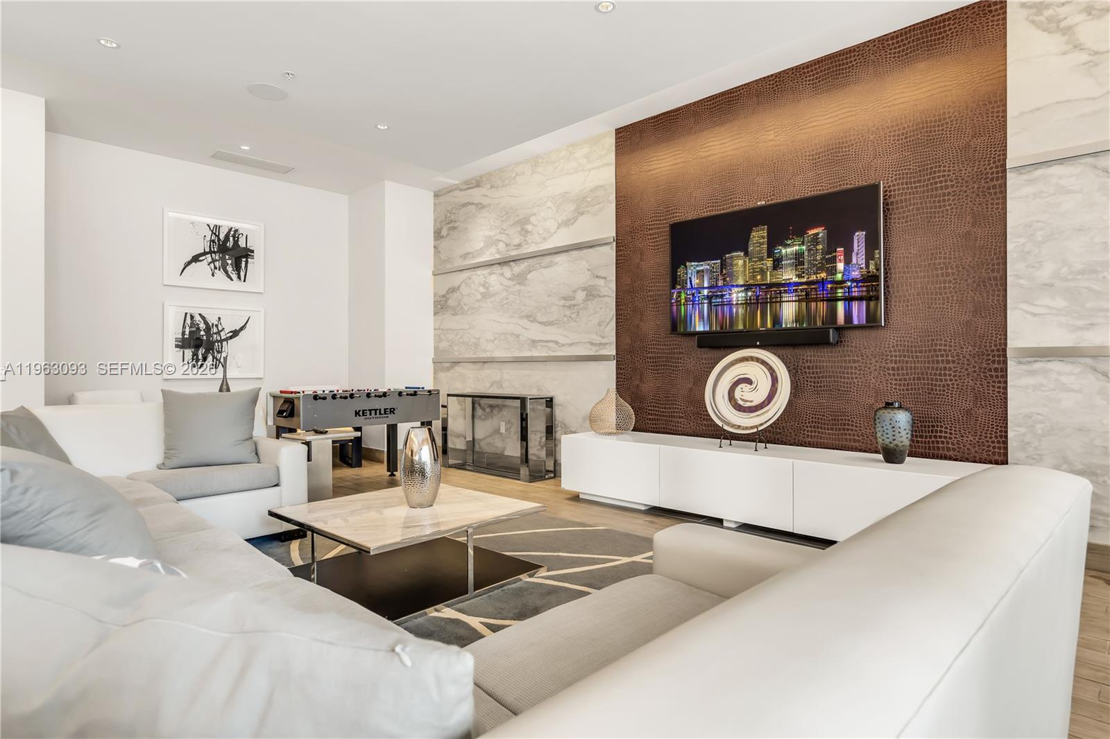 image Nine at Mary Brickell Village48