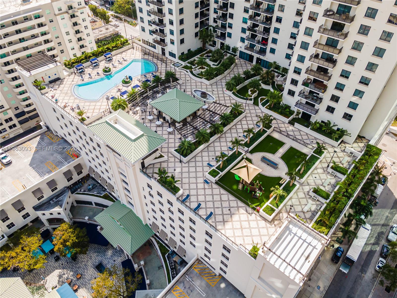 image Nine at Mary Brickell Village64