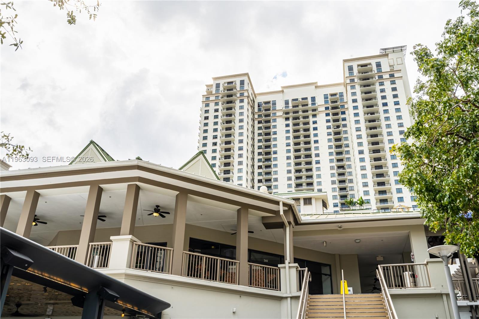 image Nine at Mary Brickell Village67