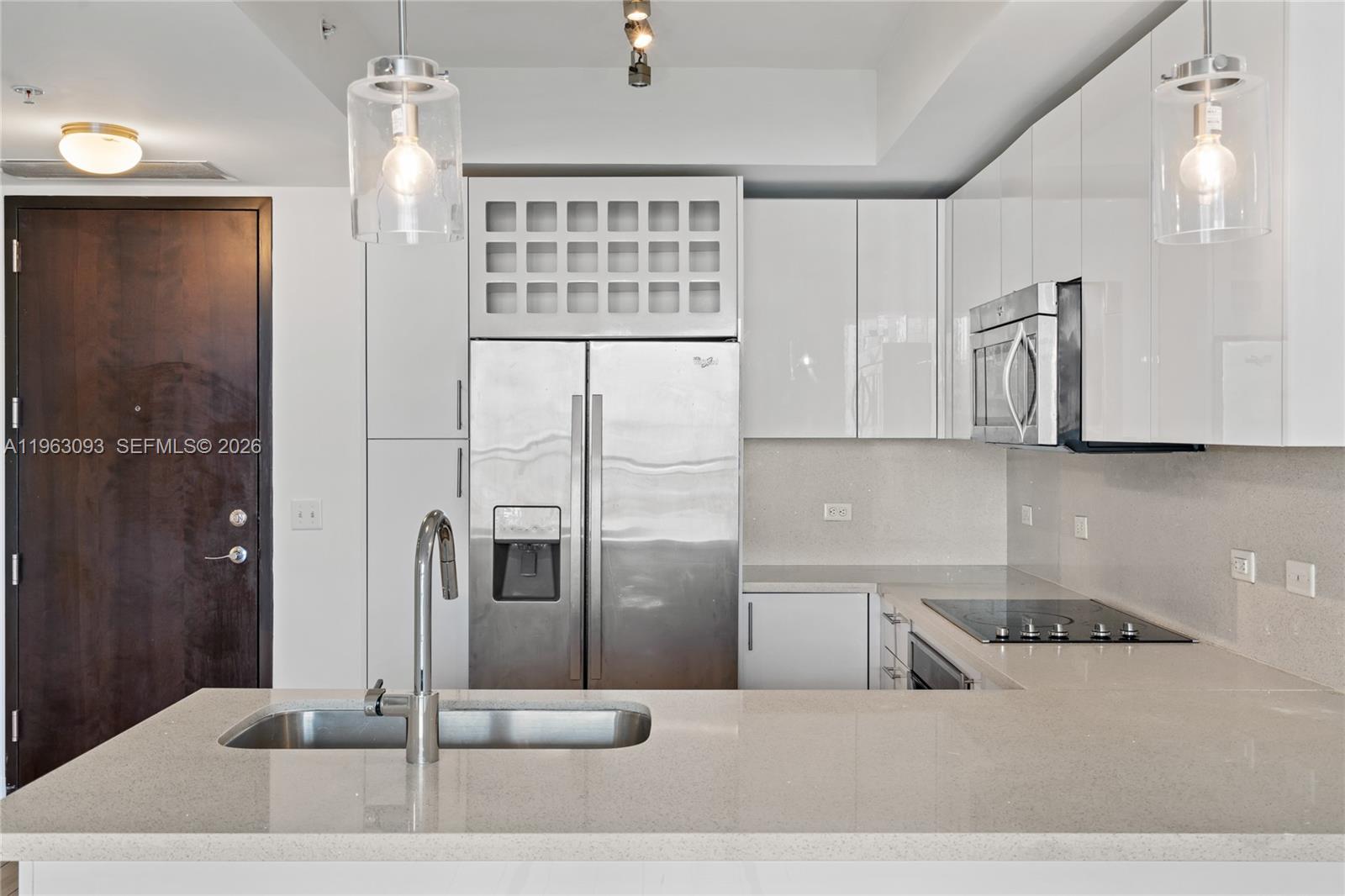 image Nine at Mary Brickell Village6