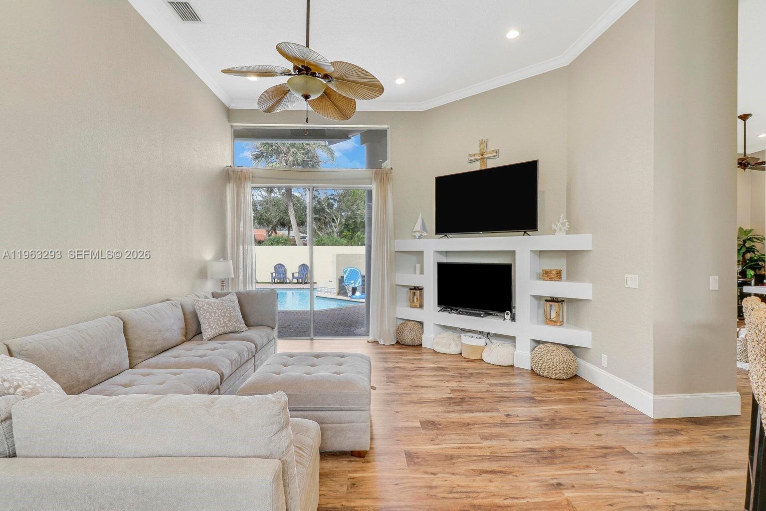 6995 Cypress Cv Cir Jupiter, FL 33458