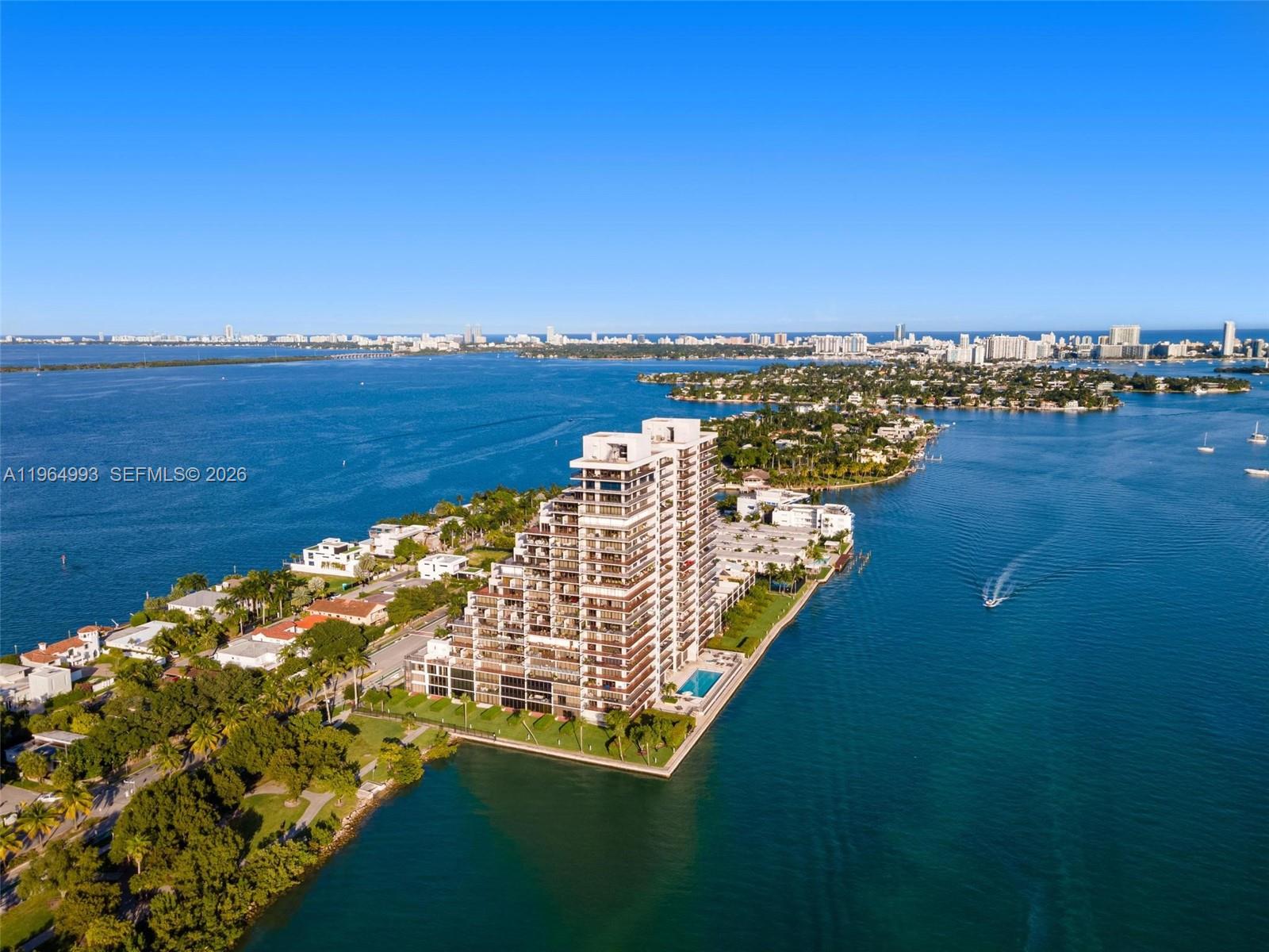 image 1000 Venetian Way22