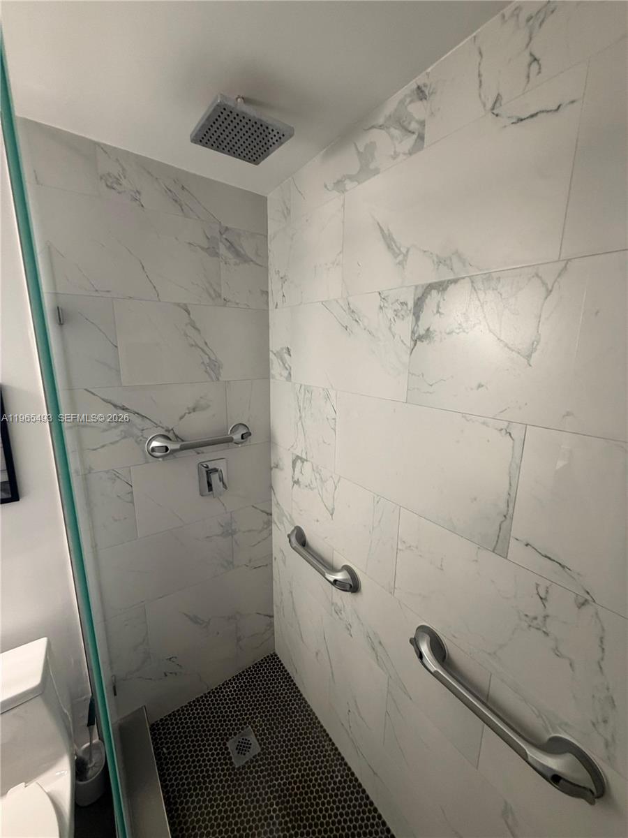 13105 Ixora Ct #107 North Miami, FL 33181