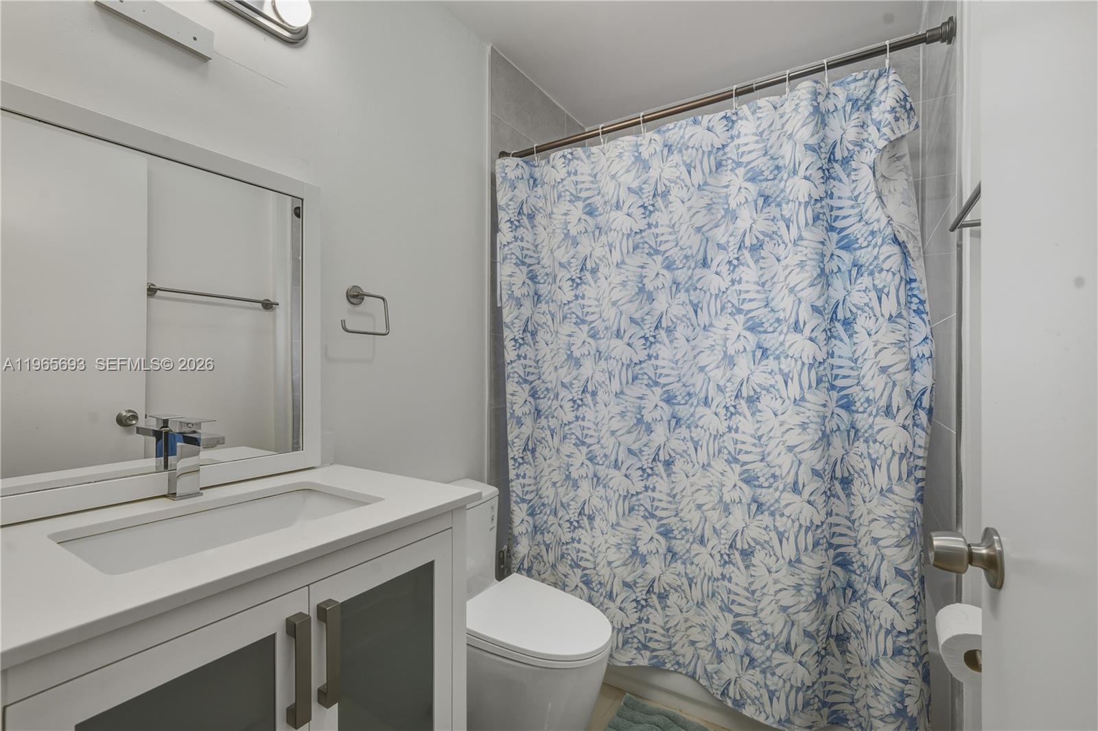 6723 NW 6th Ave Miami, FL 33150