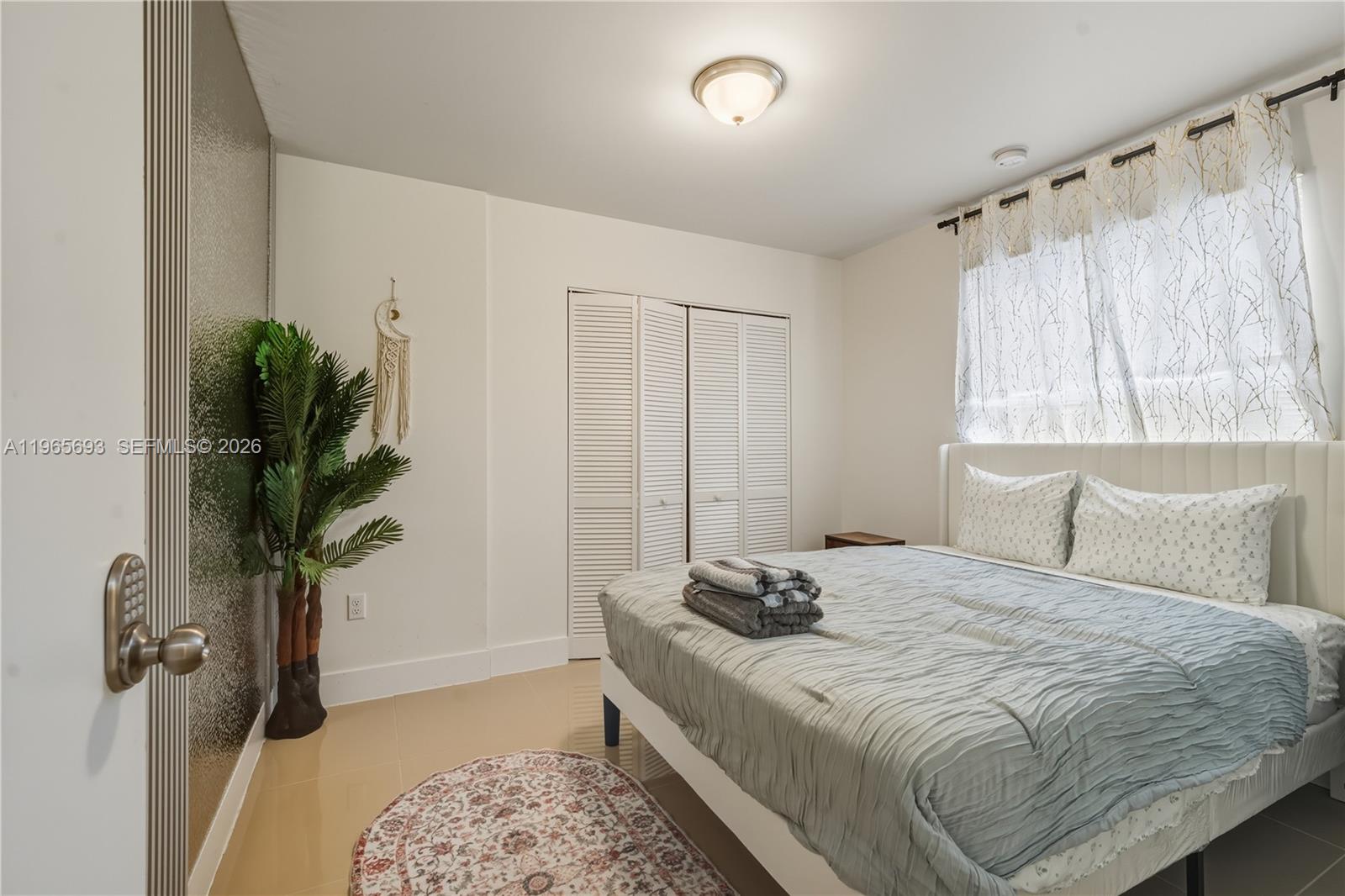 6723 NW 6th Ave Miami, FL 33150