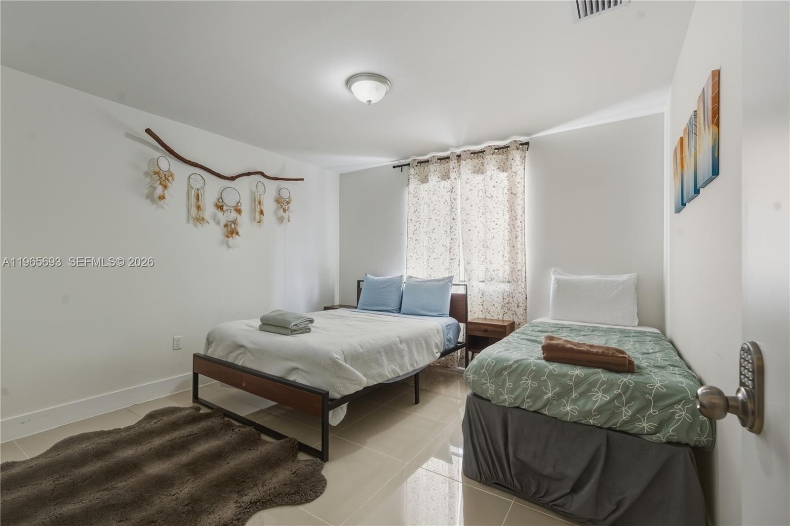 6723 NW 6th Ave Miami, FL 33150