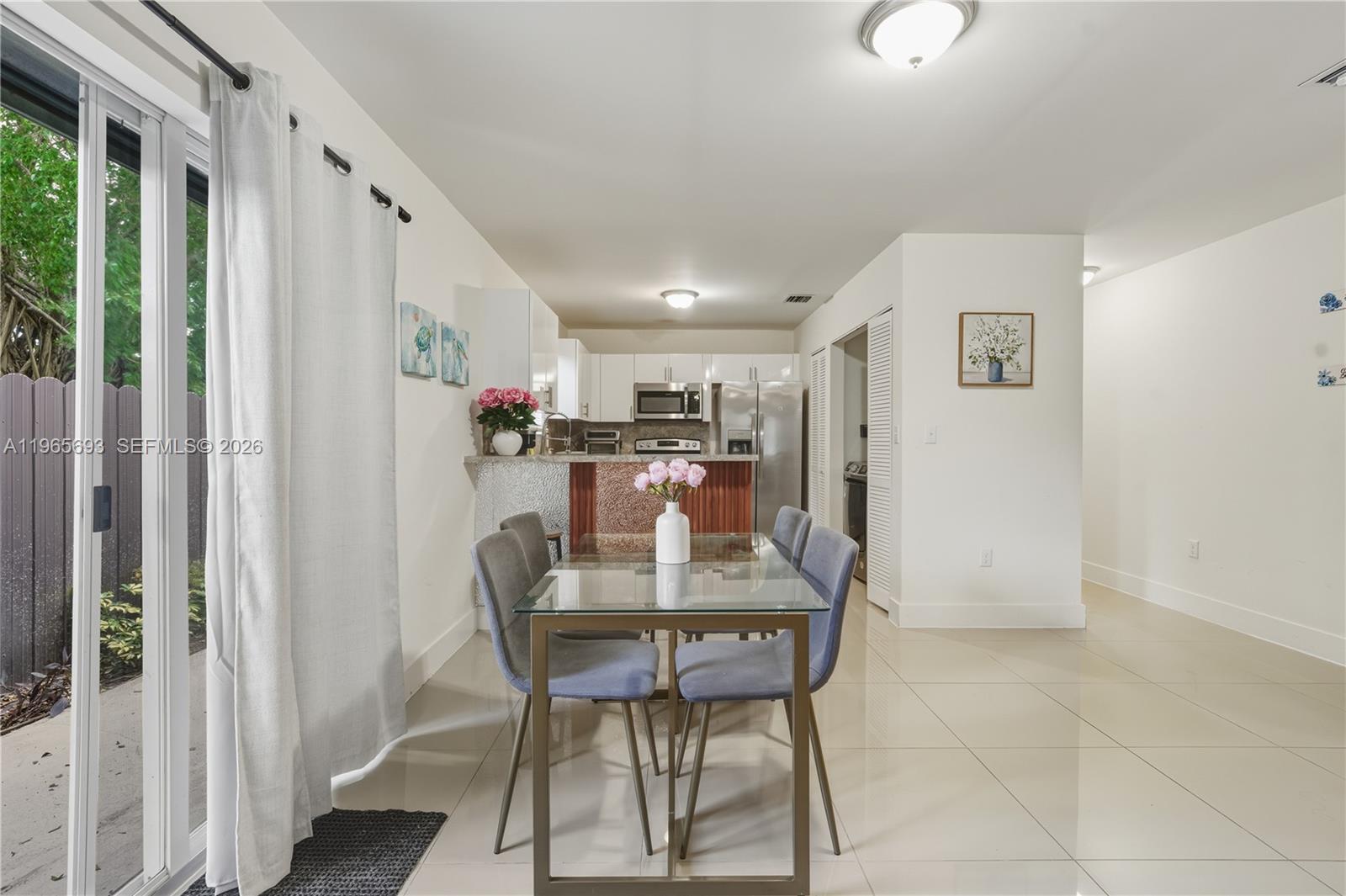 6723 NW 6th Ave Miami, FL 33150