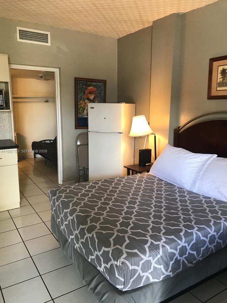 26 Diplomat Pkwy #2233