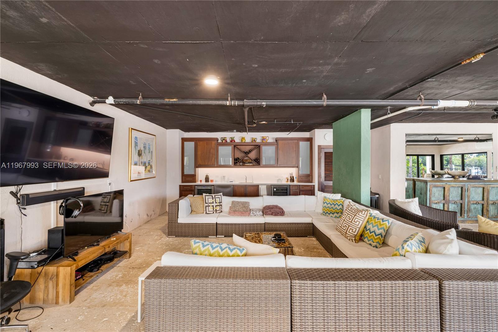 460 Costanera Rd Coral Gables, FL 33143