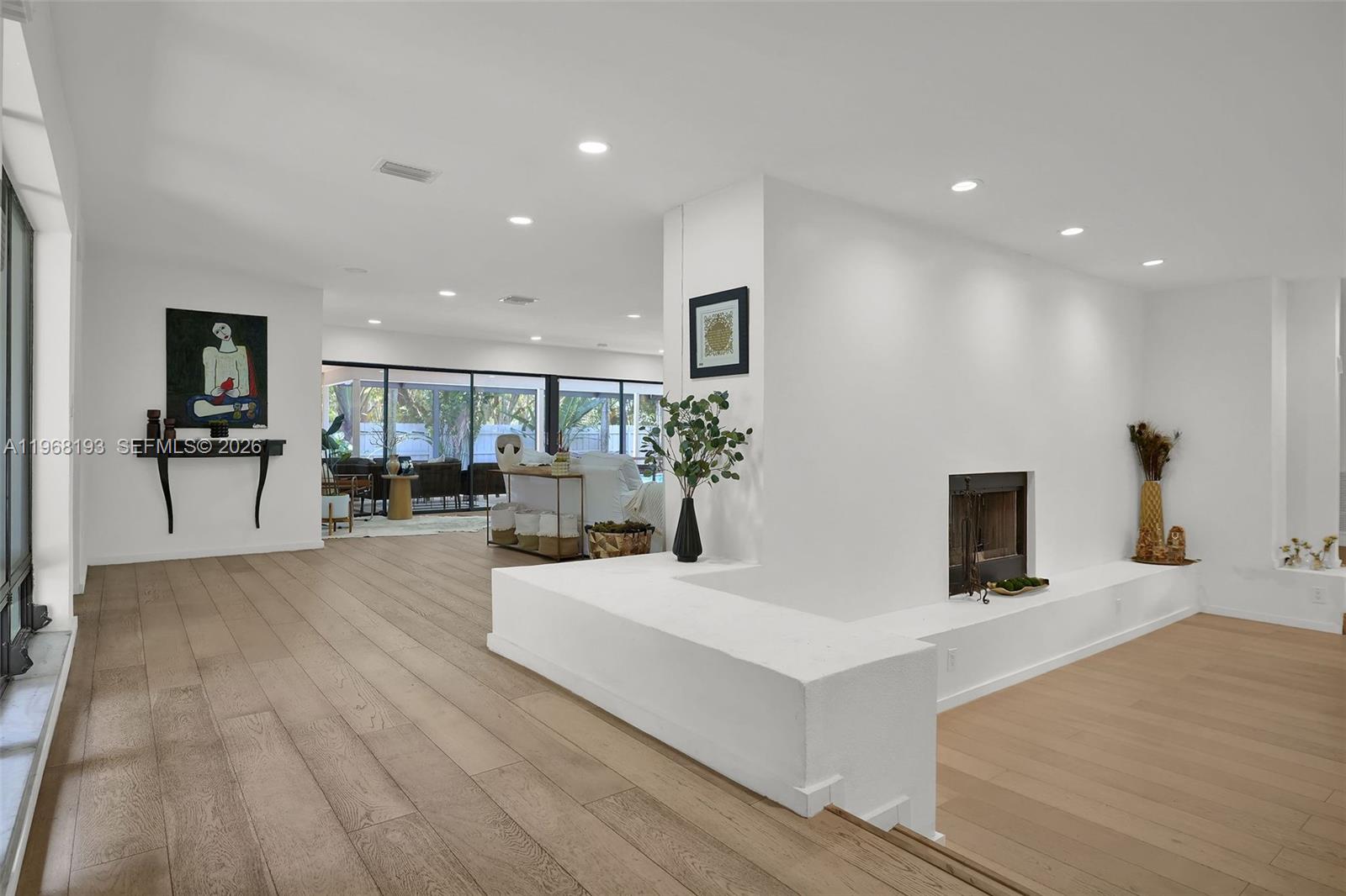 5801 SW 37th Ter Fort Lauderdale, FL 33312