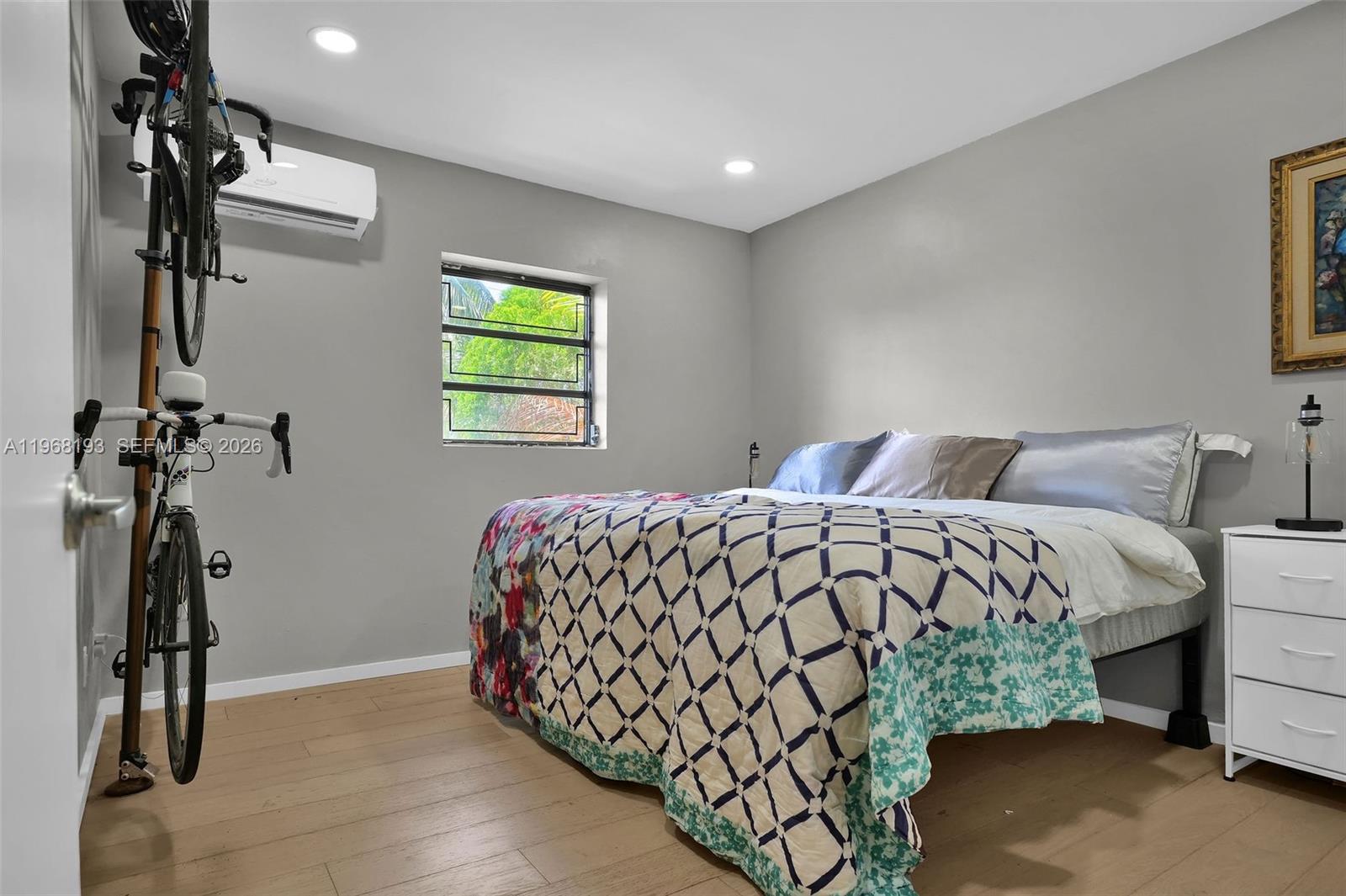 5801 SW 37th Ter Fort Lauderdale, FL 33312