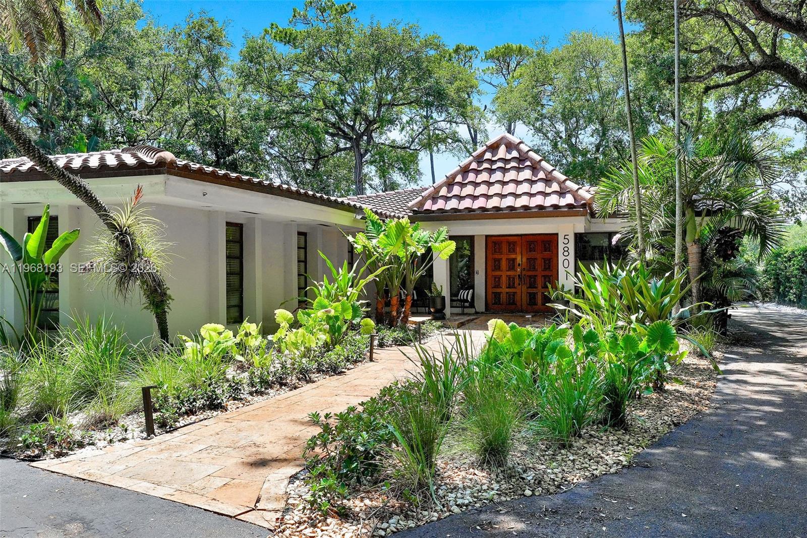 5801 SW 37th Ter Fort Lauderdale, FL 33312