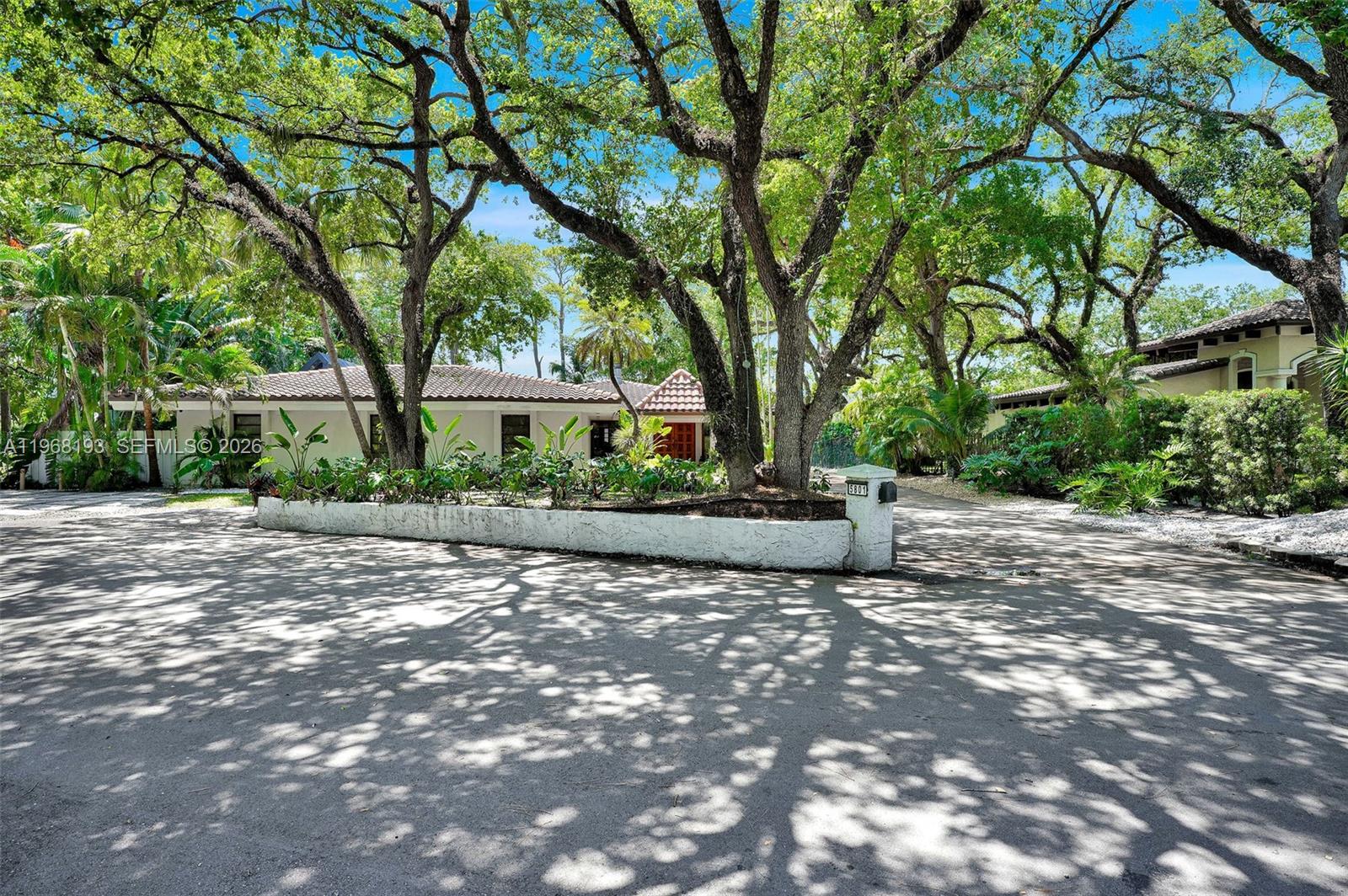 5801 SW 37th Ter Fort Lauderdale, FL 33312