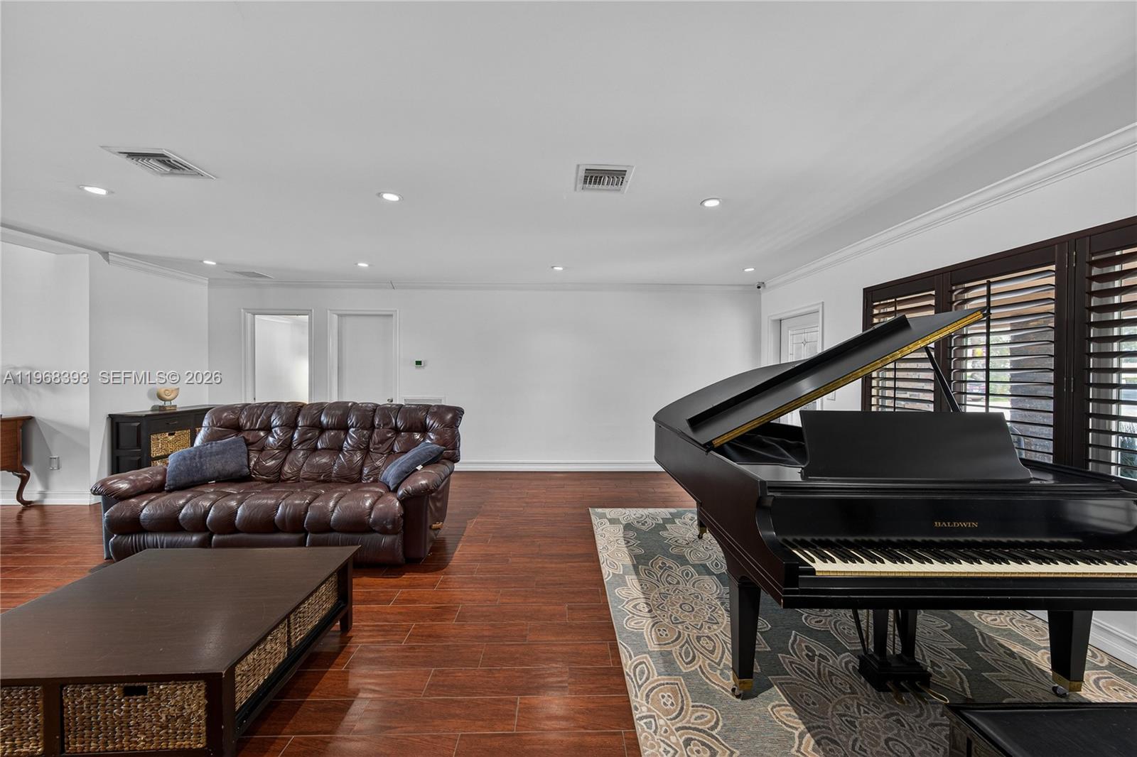 291 SE 5th Ter Pompano Beach, FL 33060