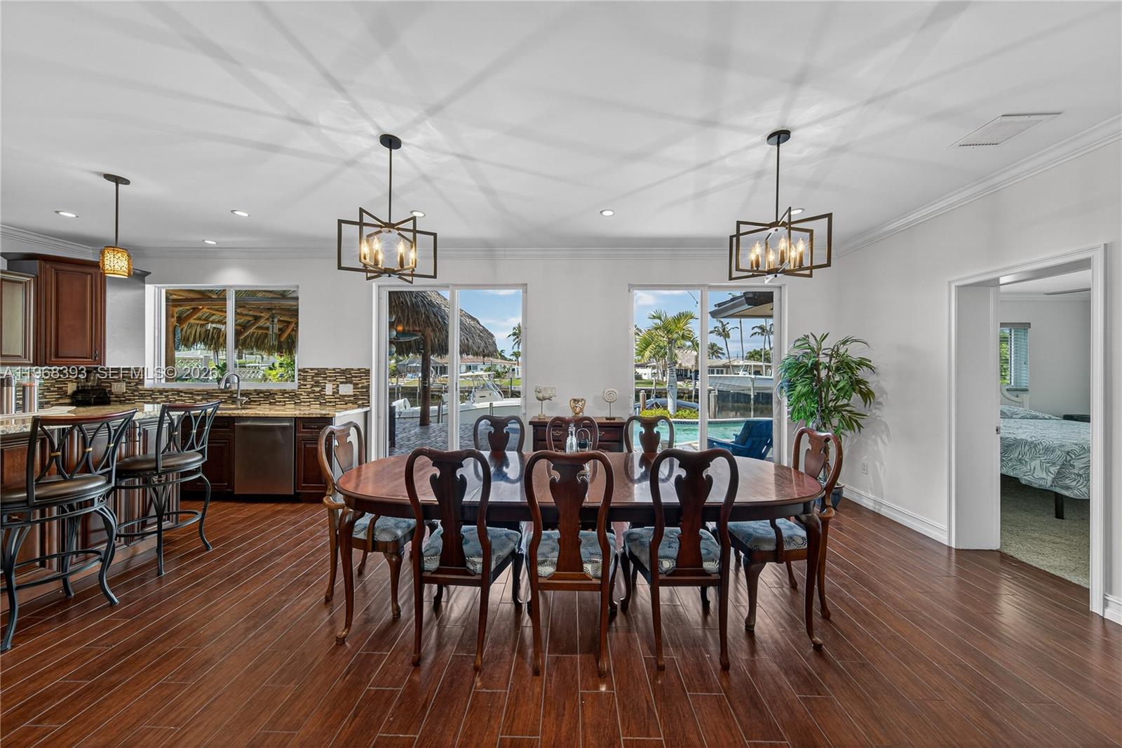 291 SE 5th Ter Pompano Beach, FL 33060