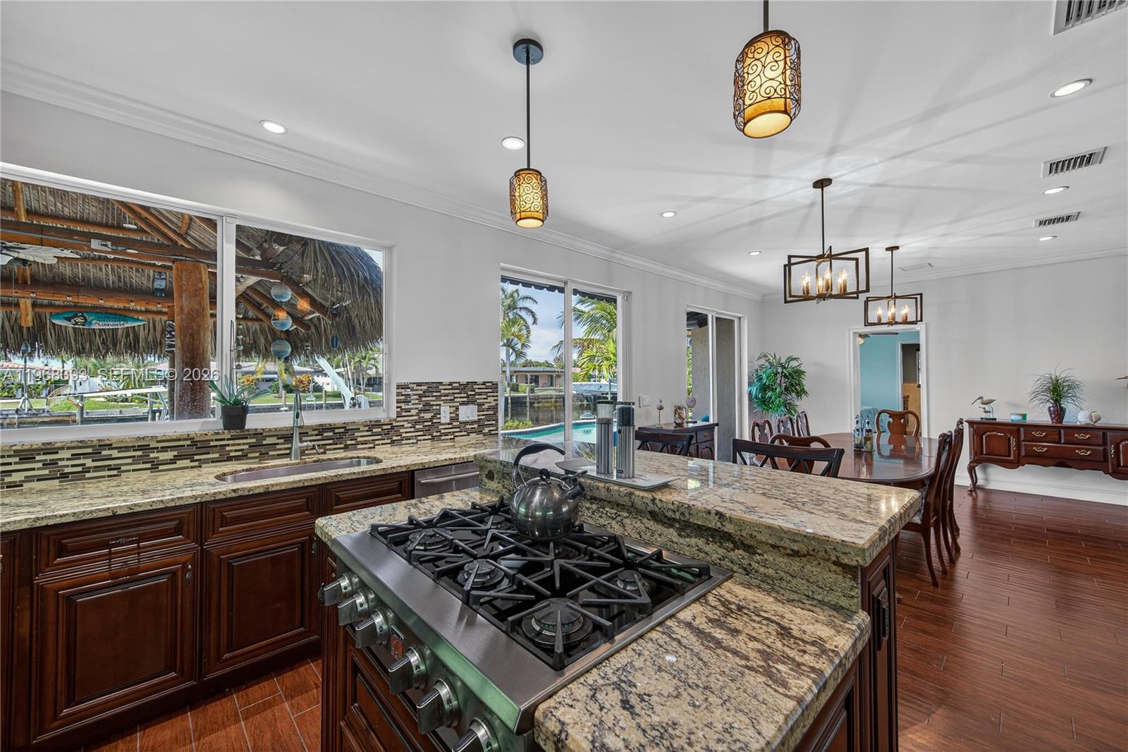 291 SE 5th Ter Pompano Beach, FL 33060