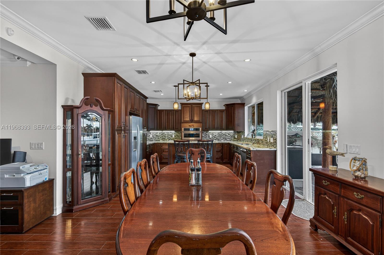 291 SE 5th Ter Pompano Beach, FL 33060