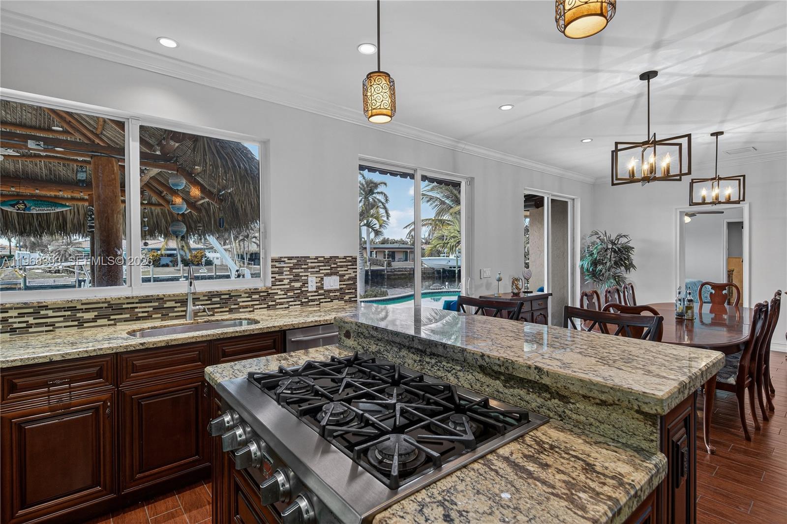 291 SE 5th Ter Pompano Beach, FL 33060