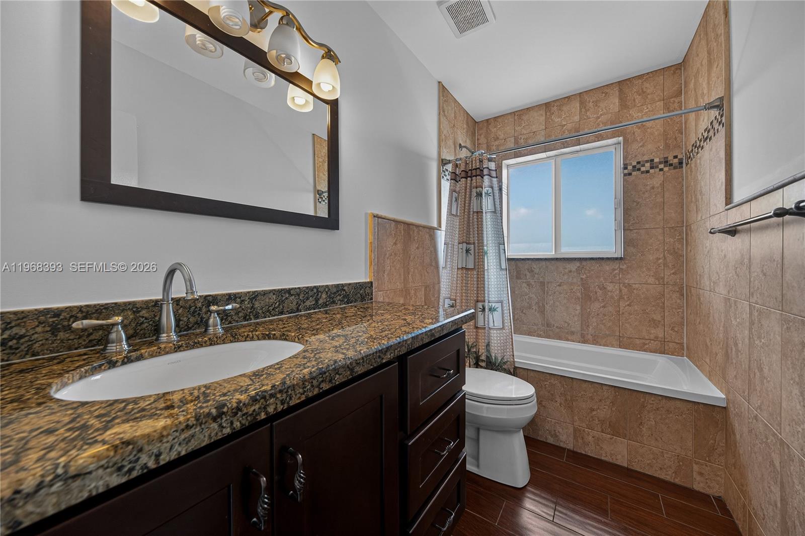 291 SE 5th Ter Pompano Beach, FL 33060