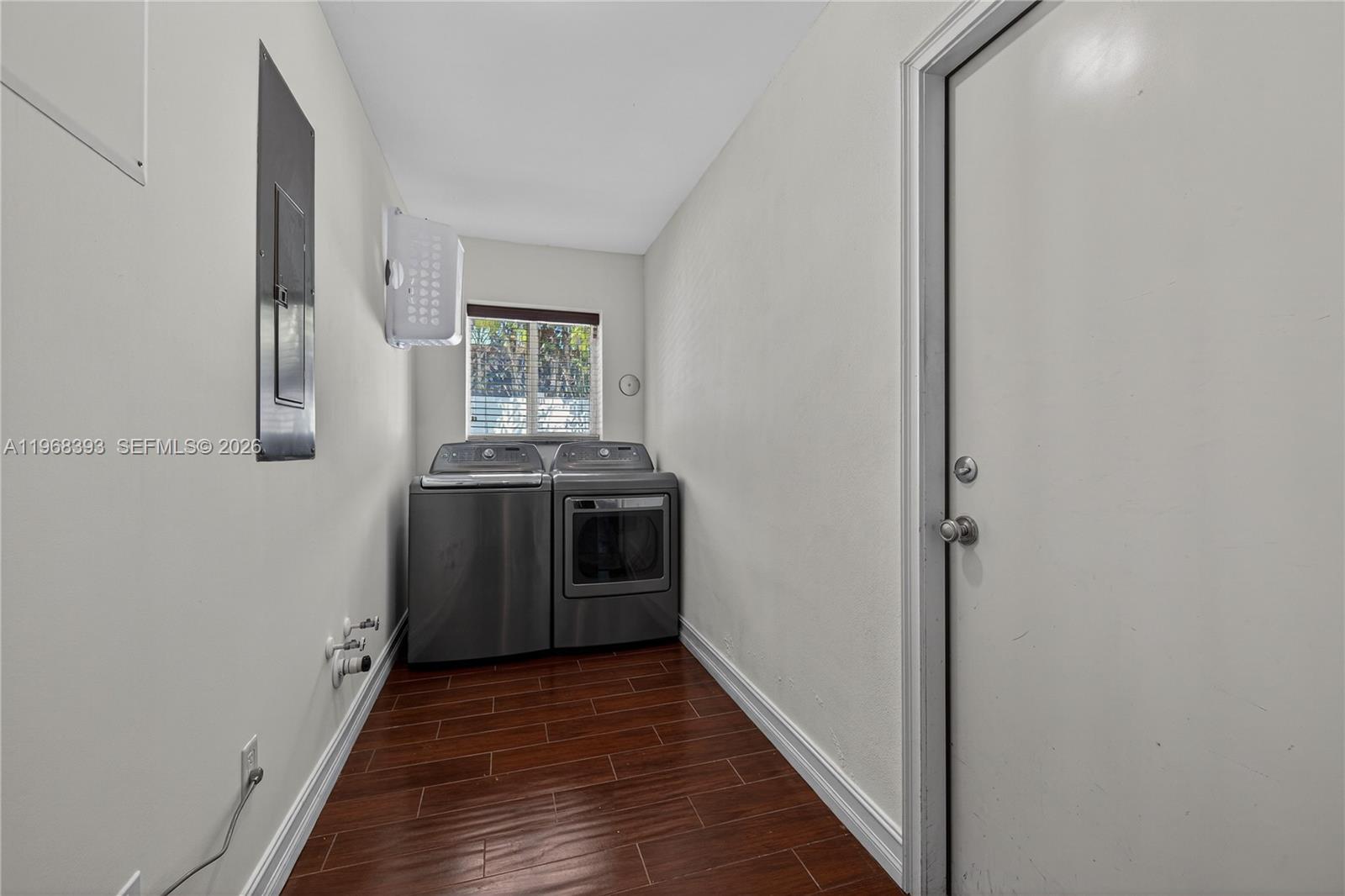 291 SE 5th Ter Pompano Beach, FL 33060