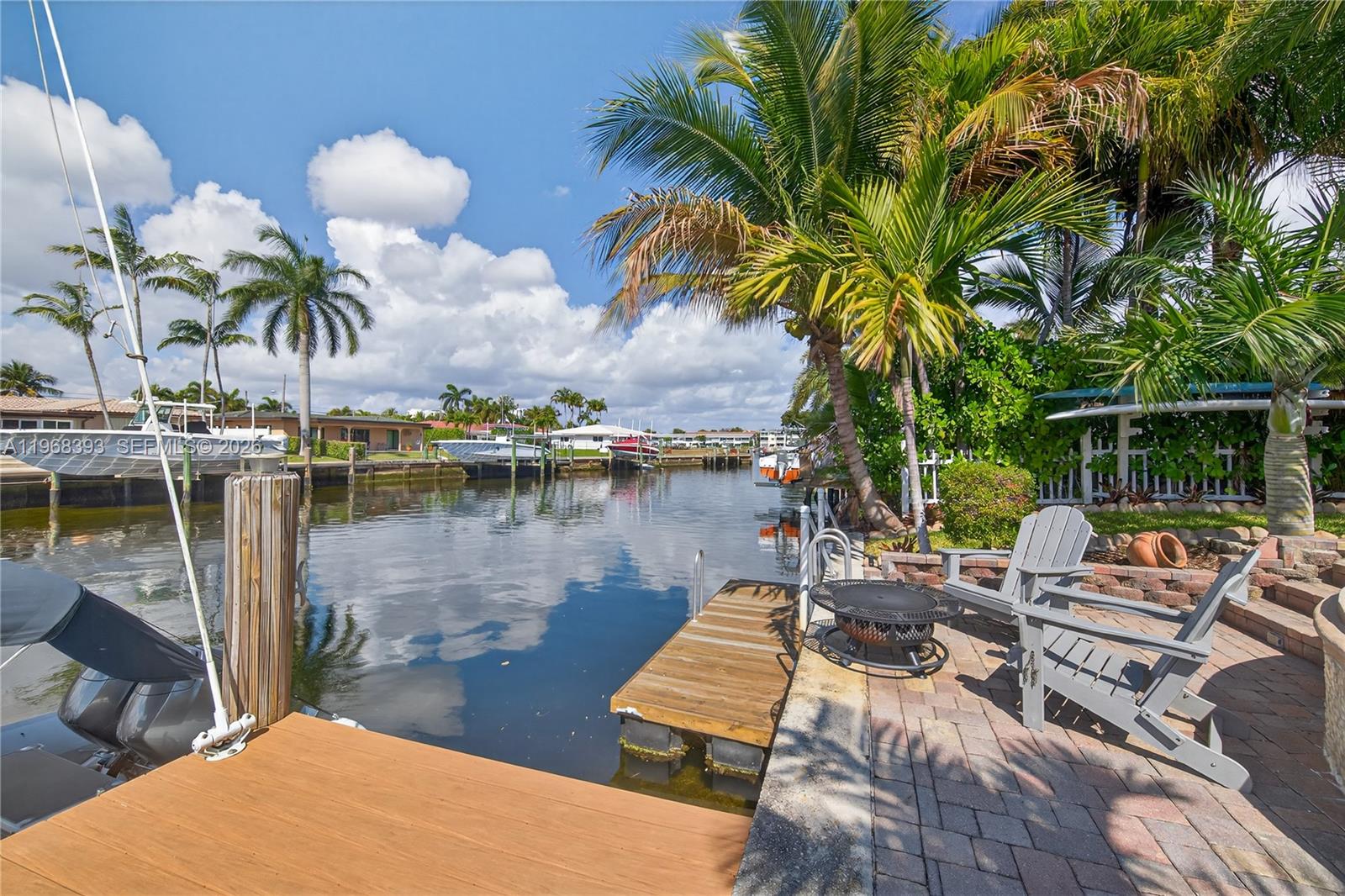 291 SE 5th Ter Pompano Beach, FL 33060