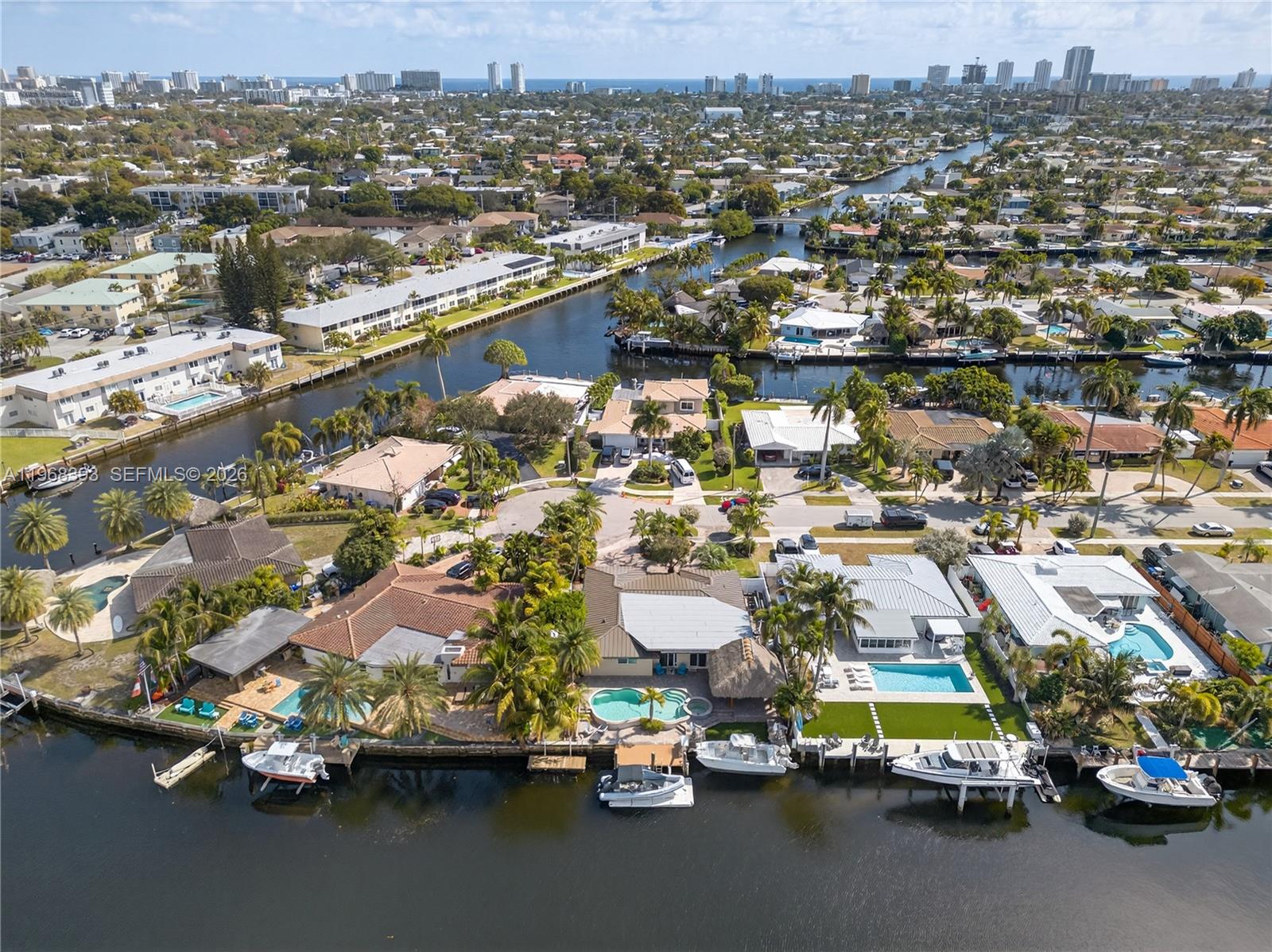 291 SE 5th Ter Pompano Beach, FL 33060