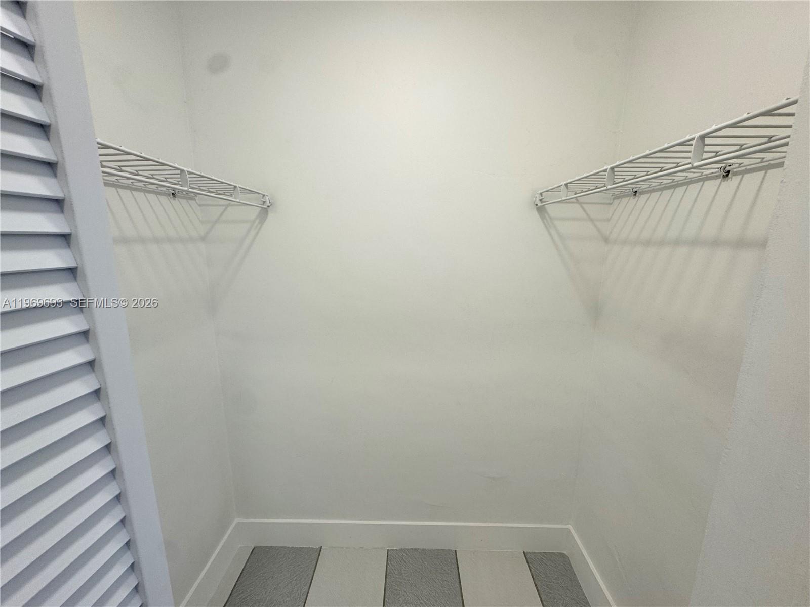 2899 Collins Ave #740 Miami Beach, FL 33140