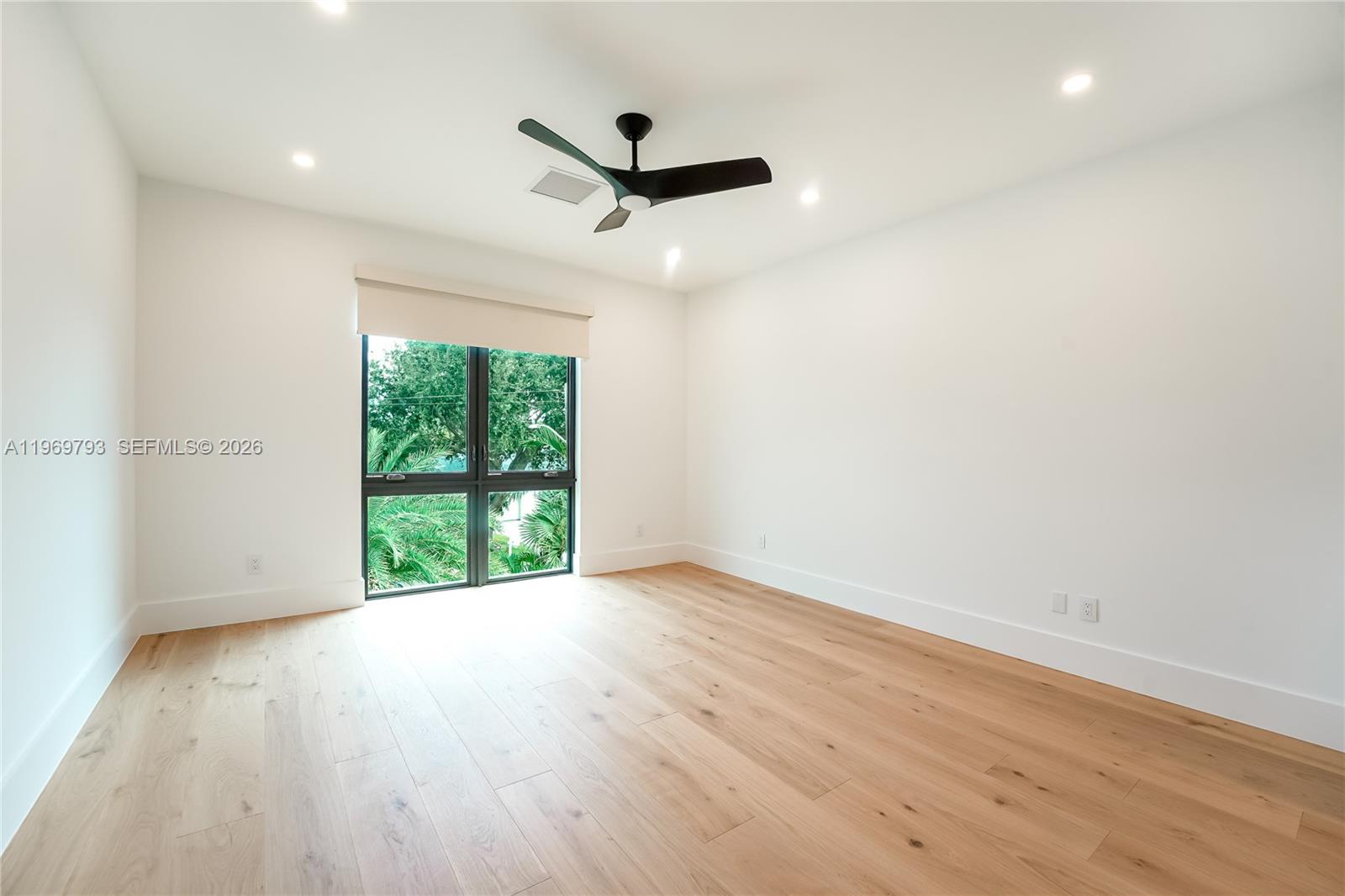 333 NE Spanish Ct Boca Raton, FL 33432