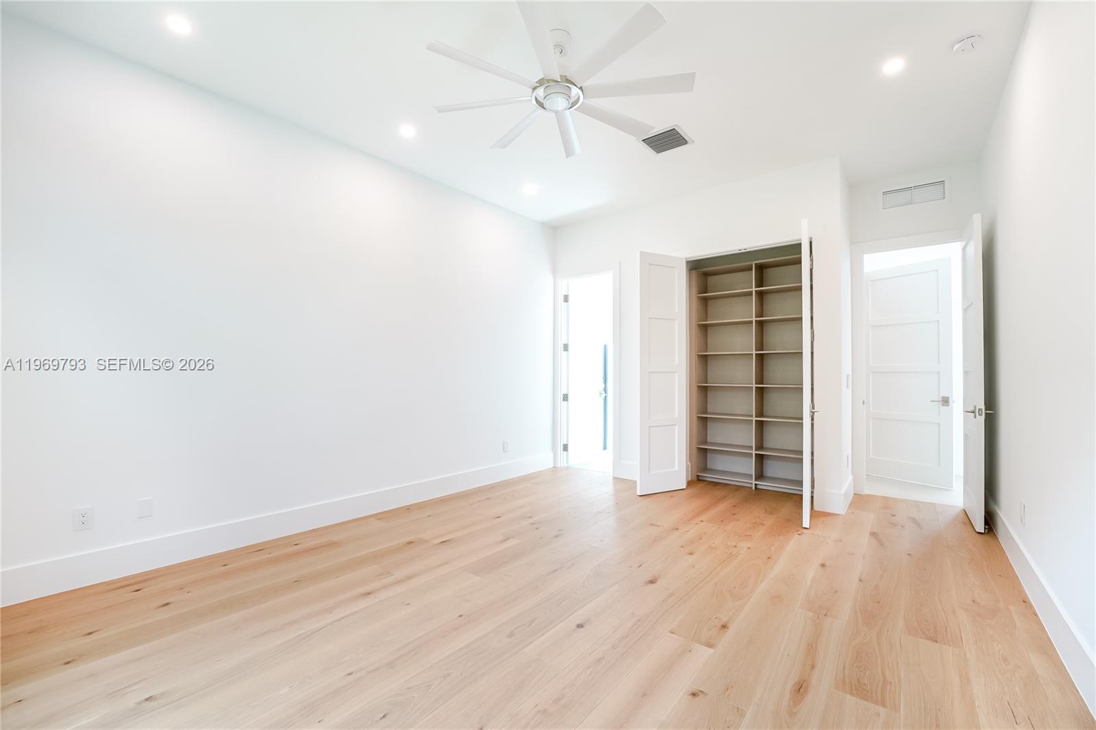 333 NE Spanish Ct Boca Raton, FL 33432