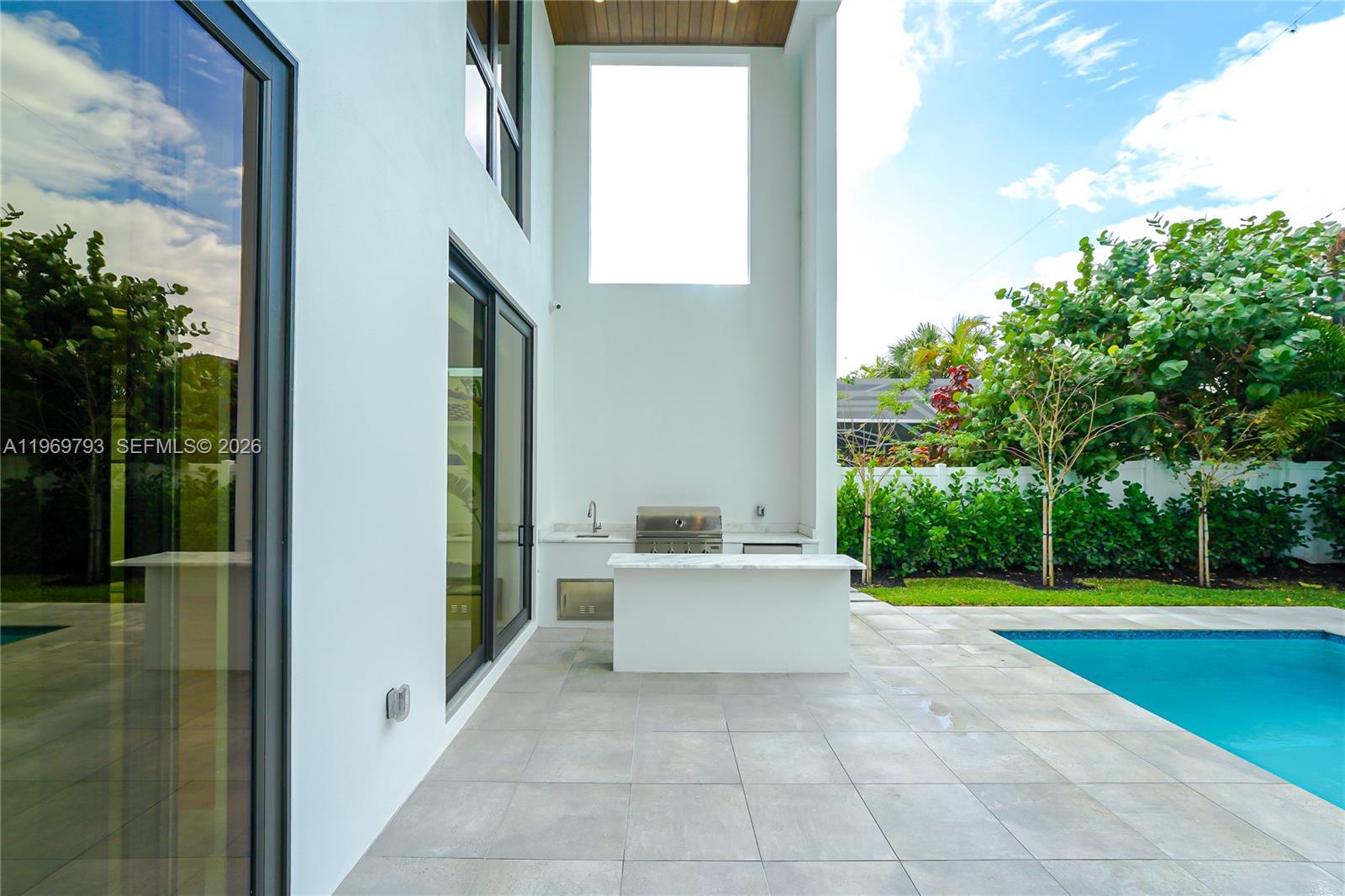 333 NE Spanish Ct Boca Raton, FL 33432