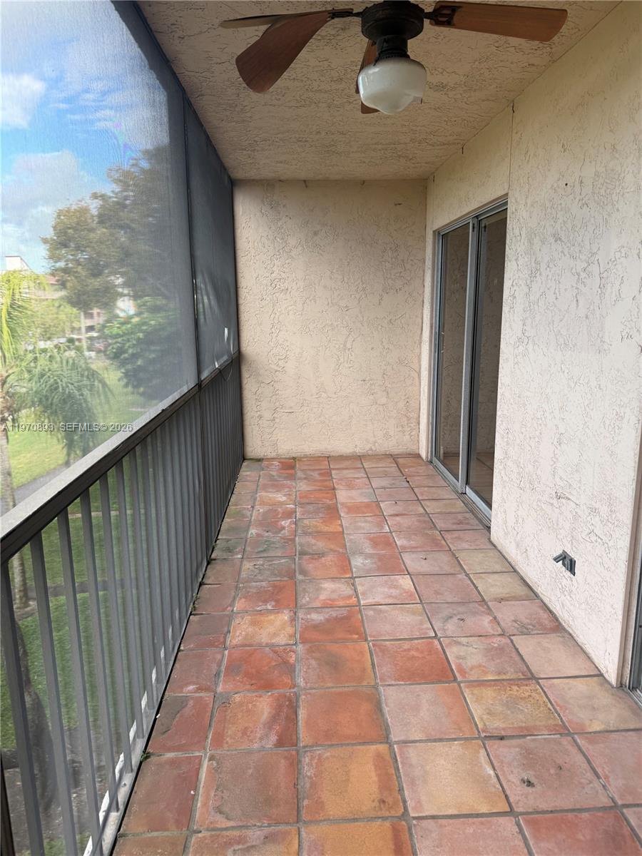 7321 Amberly Ln #302 Delray Beach, FL 33446