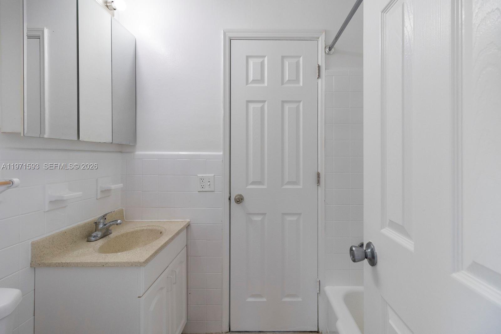 1790 Harbour Inlet Dr #6A Fort Lauderdale, FL 33316