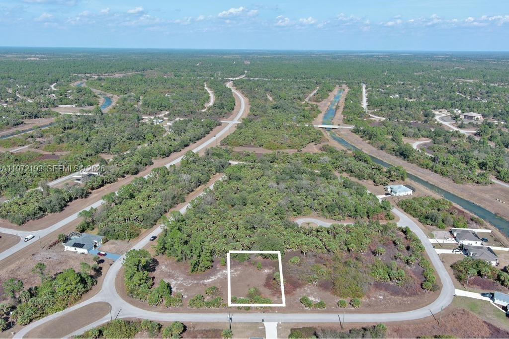 Eastman Cir, north port, FL 34288