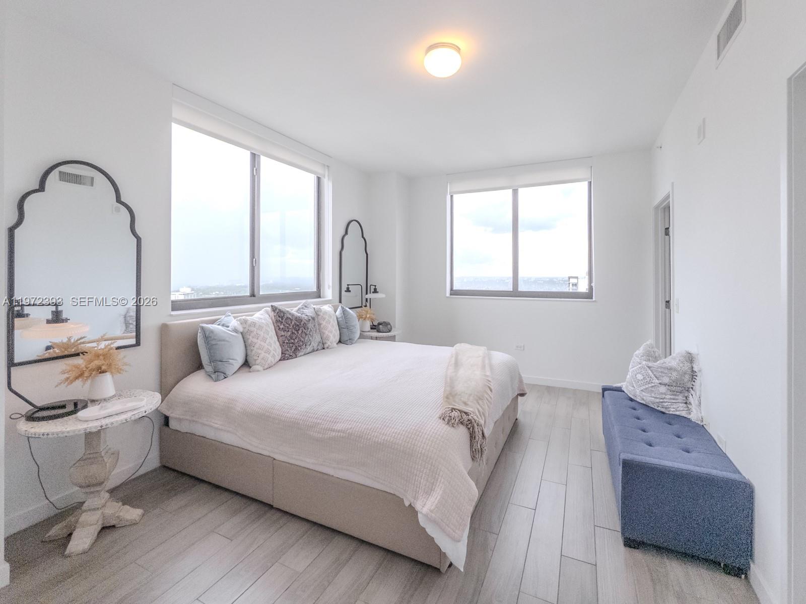 999 SW 1st Ave #3204 Miami, FL 33130