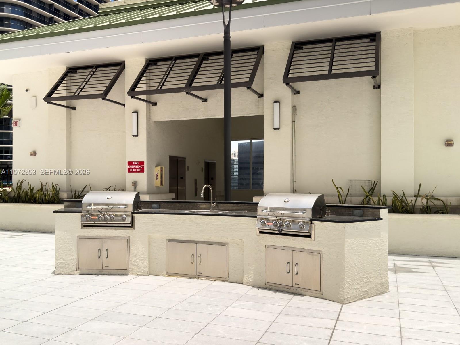 999 SW 1st Ave #3204 Miami, FL 33130