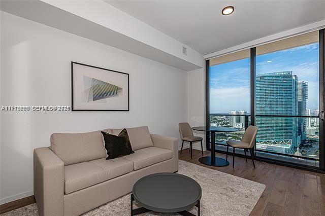 image The Elser Hotel & Residences8